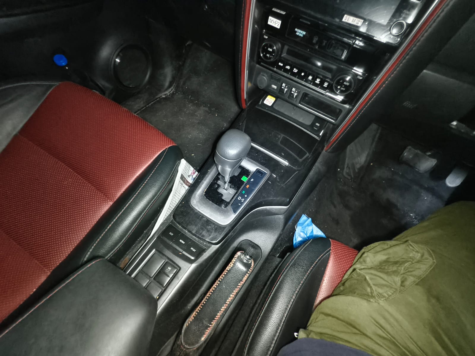 2024 Toyota Legender 4x2 Diesel AT SUV 30000 km 2 years for sale in LODHA BMC PARKING Mumbai — photo 6