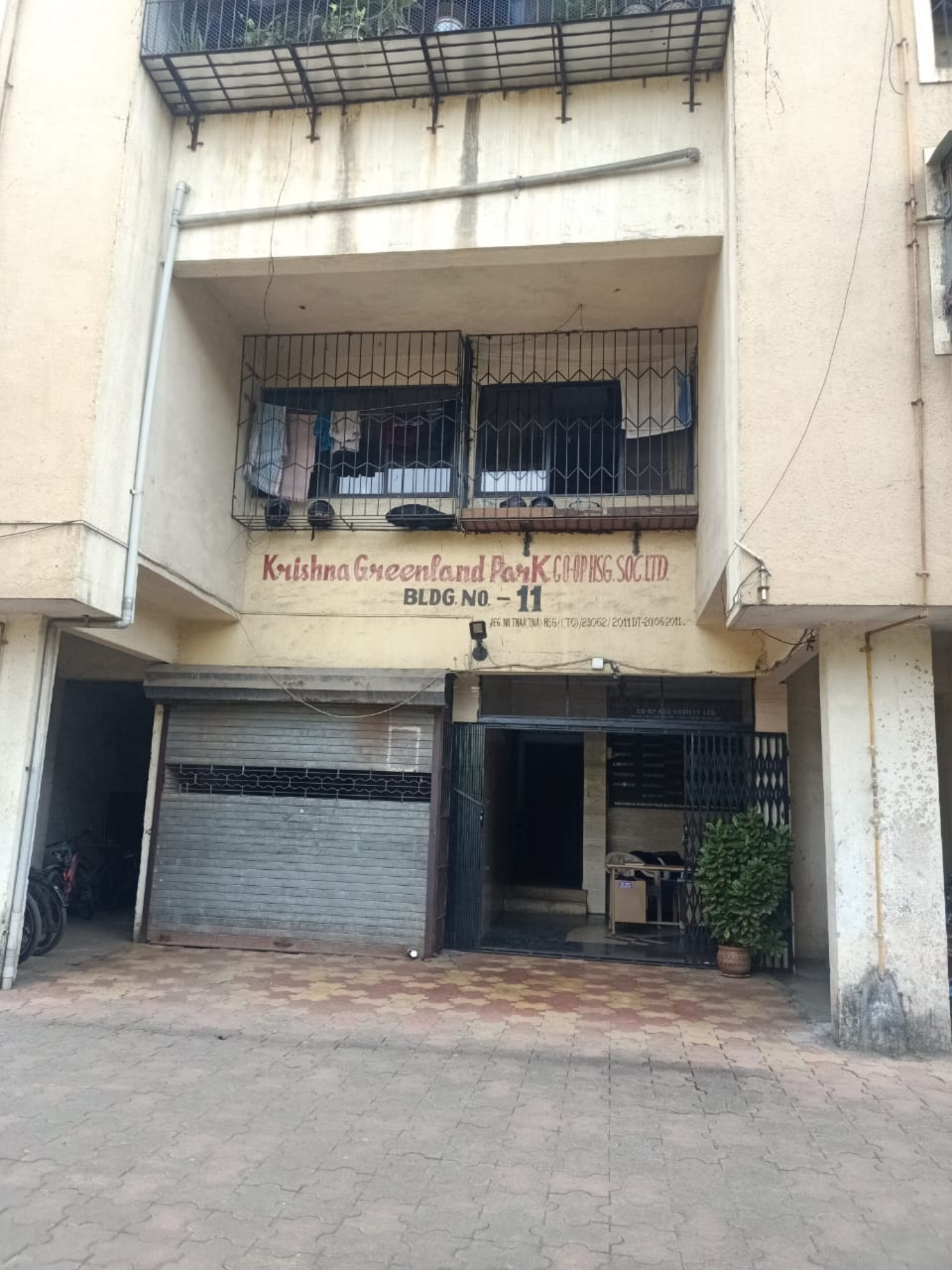 1 BHK Flat for sale in Kasarvadavali Thane — photo 2