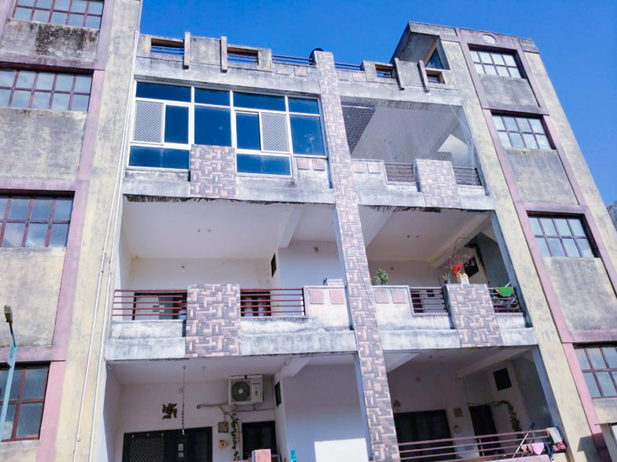 1000 square feet Flat for sale in Town Bhilwara — photo 2