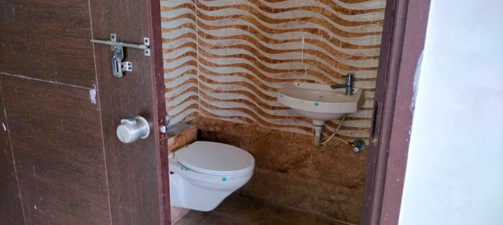 Flat for sale in Gandhinagar Gandhinagar. — photo 5
