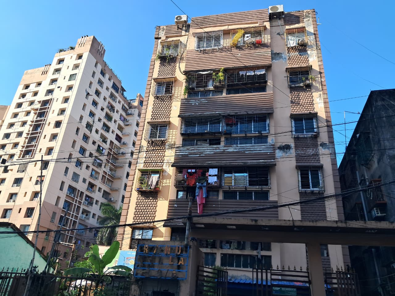 670 square feet Flat for sale in Kolkata — photo 6