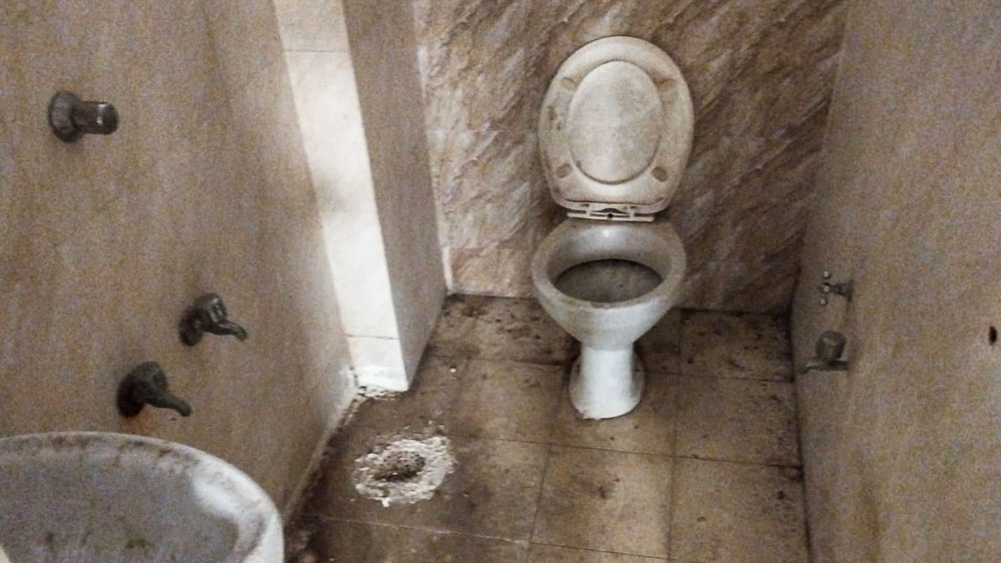 62.19 square meter Flat for sale in Ahmedabad — photo 4