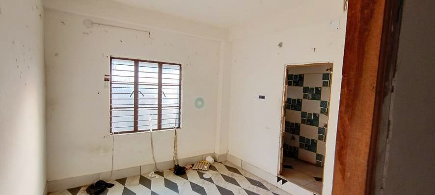 320 square feet Flat for sale in VICKY HOUSING COMPLEX, MADHYAMGRAM Koyra — photo 1
