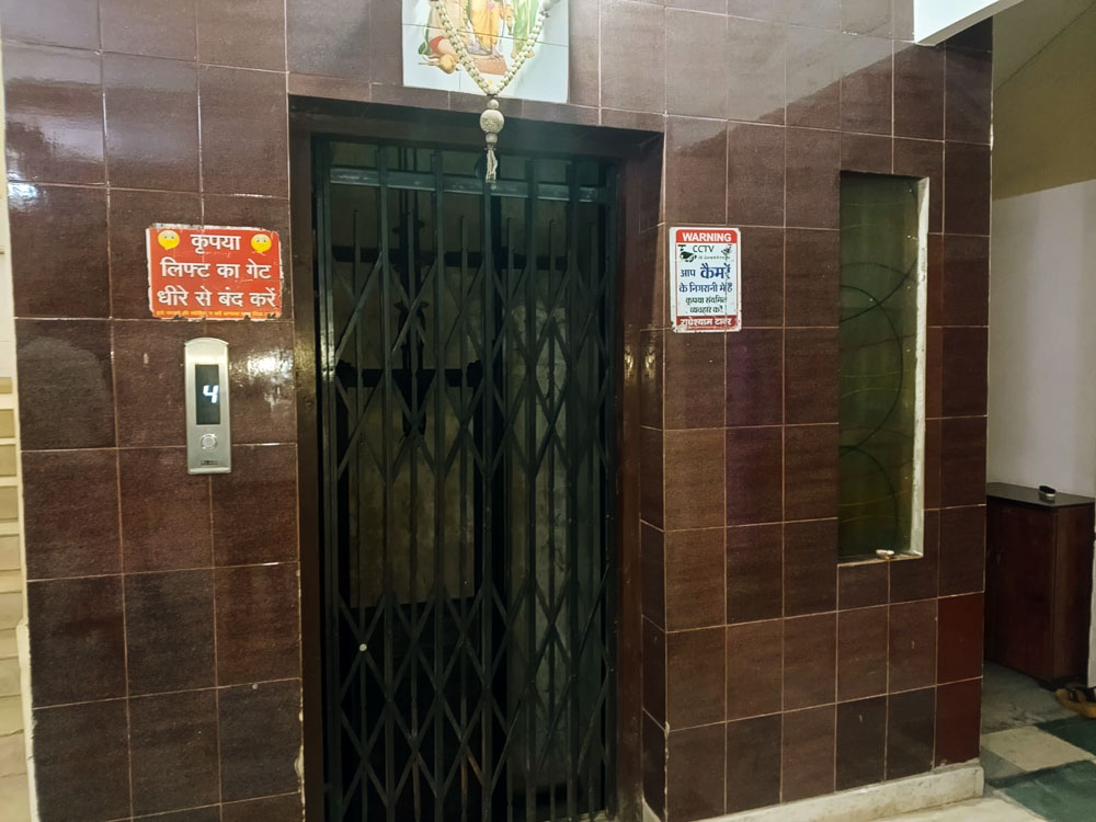 1500 square feet Flat for sale in Samta colony Raipur — photo 2