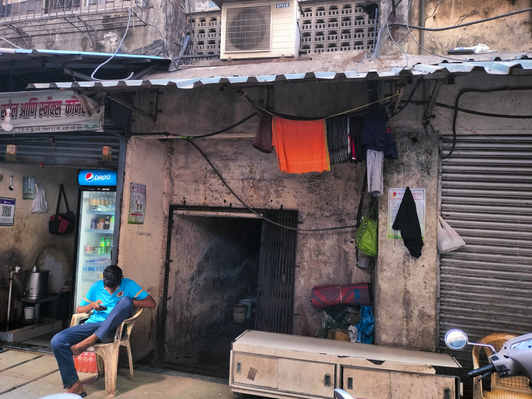 906 square feet Godowns for sale in VASHI Navi Mumbai — photo 2