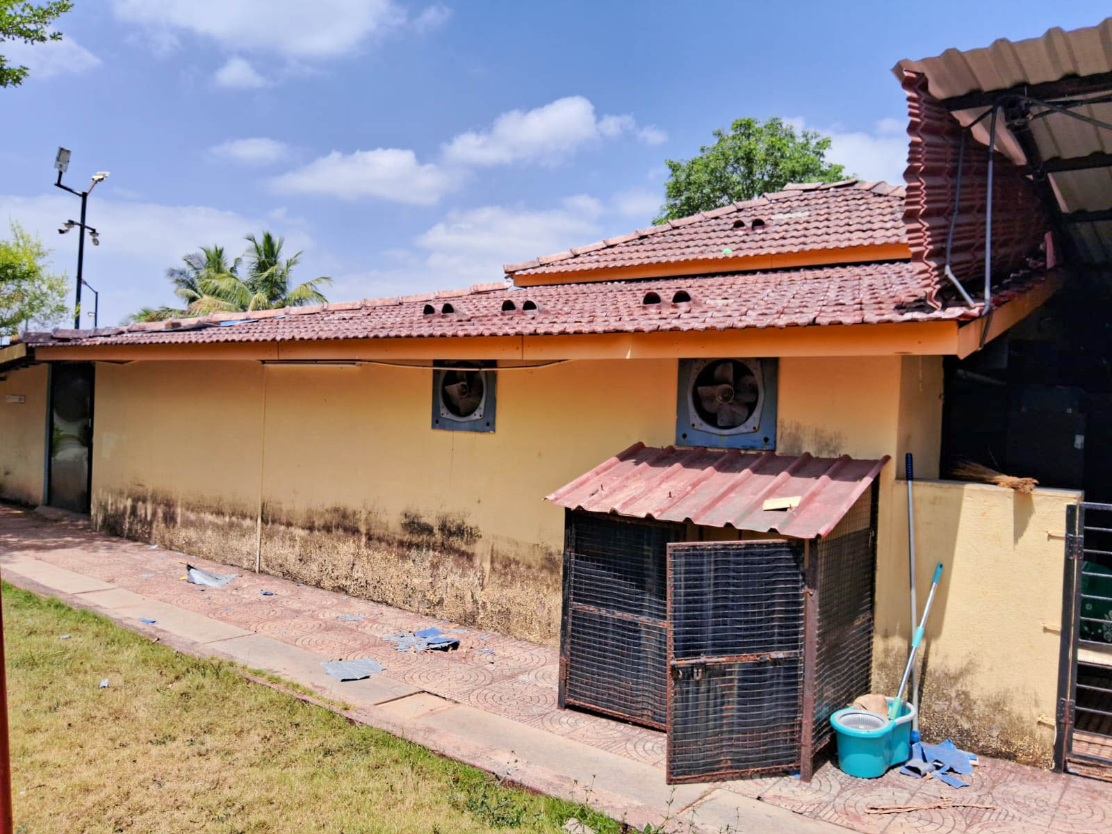 Shops for sale in Devrukh — photo 4