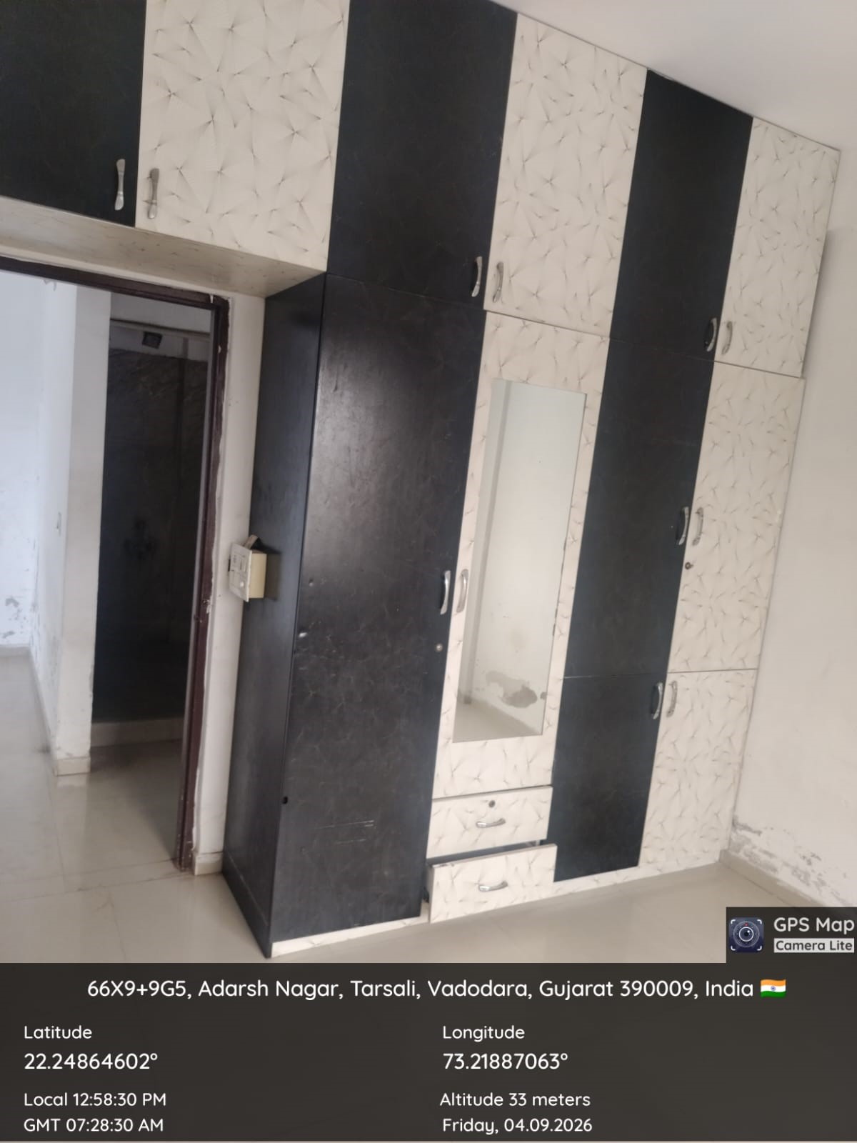 1 BHK Flat for sale in LAKSHYA ERA, VADODARA Vadodara — photo 4