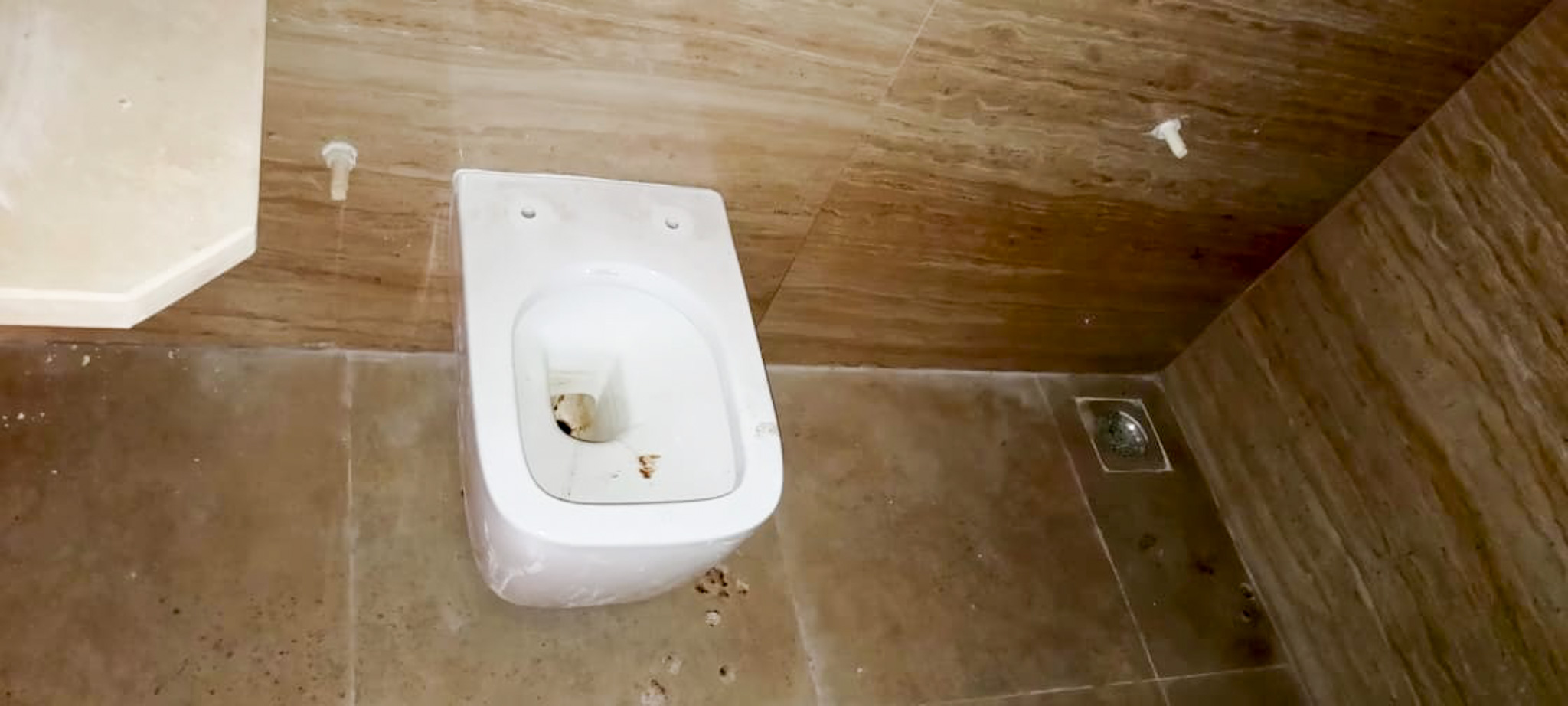 2 BHK Flat for sale in PLATINYM LIFE B WING, Near D N Nagar Metro Station Mumbai — photo 9