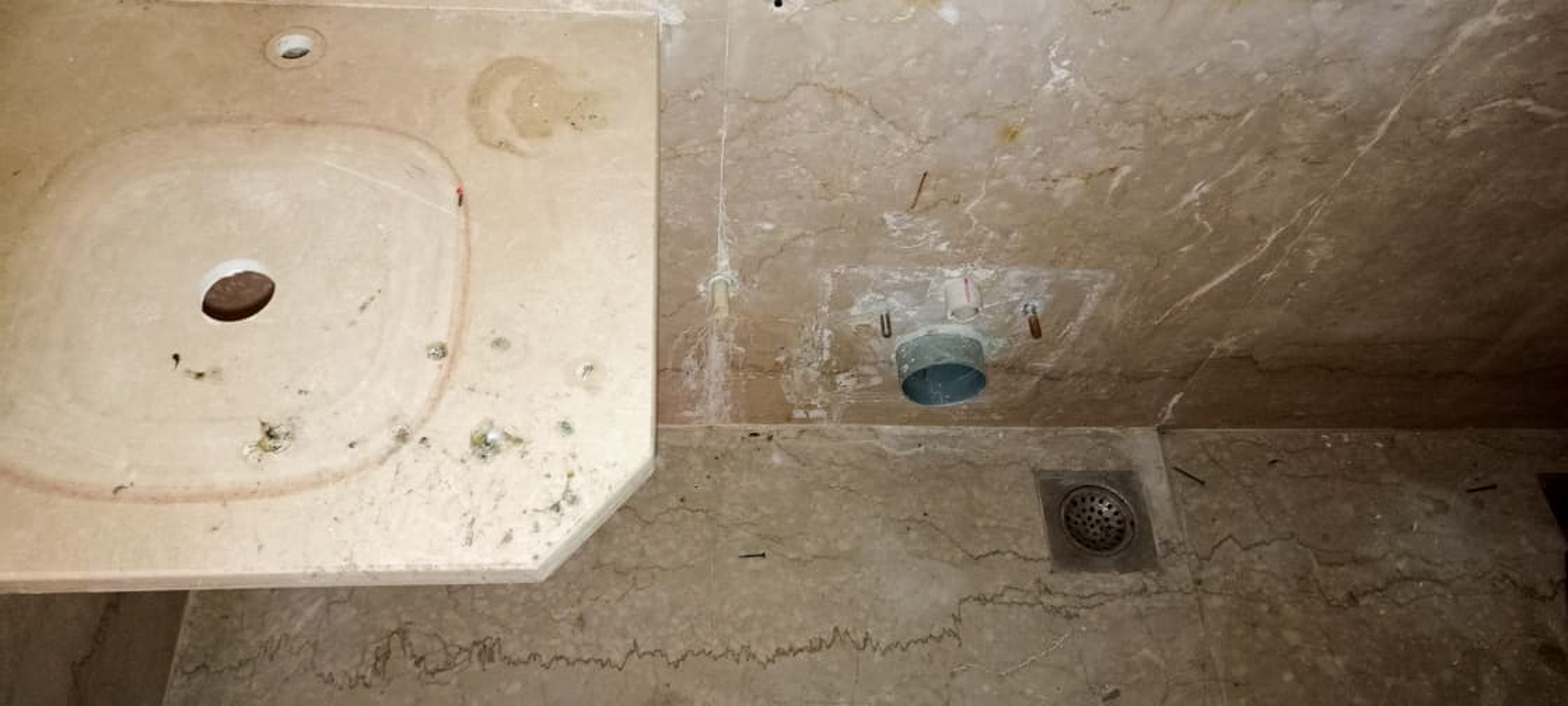 2 BHK Flat for sale in PLATINYM LIFE B WING, Near D N Nagar Metro Station Mumbai — photo 23