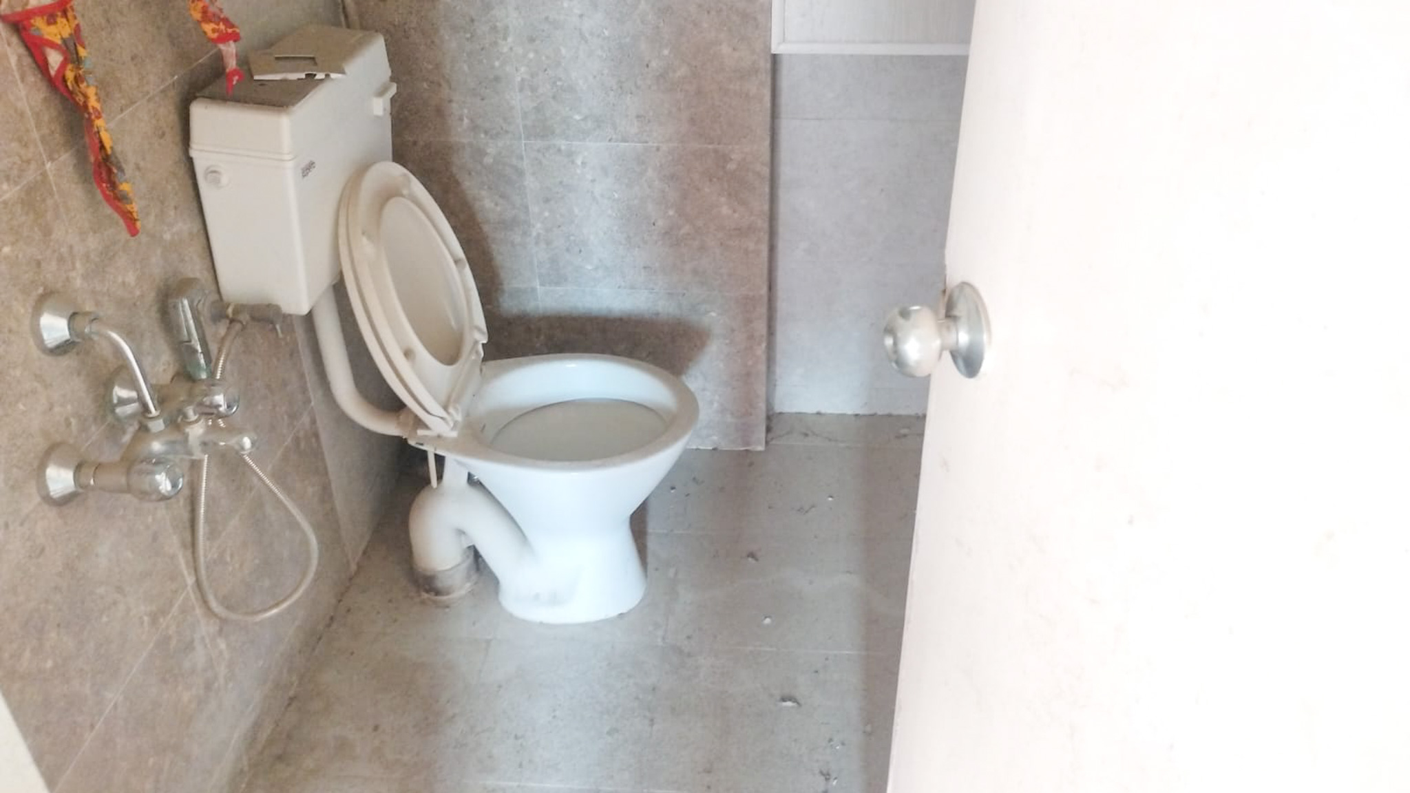 2 BHK Flat for sale in UPVAN, CHANDKHEDA Ahmedabad — photo 16
