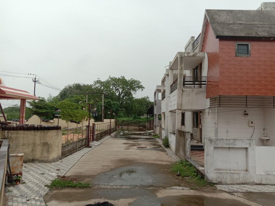 163.71 square yard Villa for sale in SANT VILLA, NEAR SANKALP VATIKA, NADIAD BYPASS RING ROAD, MANJIPURA, NADIAD Nadiad — photo 4