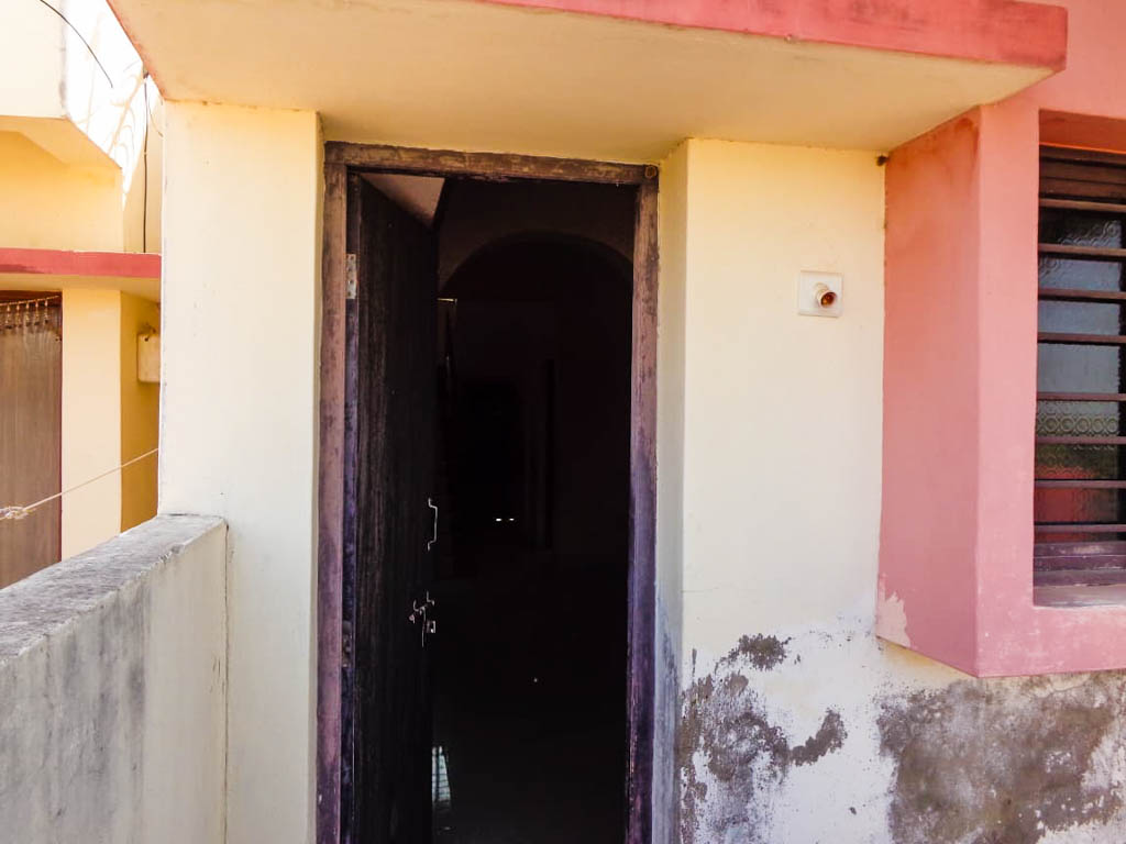 4 BHK Individual House for sale in Sahajanand Park Land, Middle Class Locality. Property is located in Mirzapar Village. Bhuj — photo 16