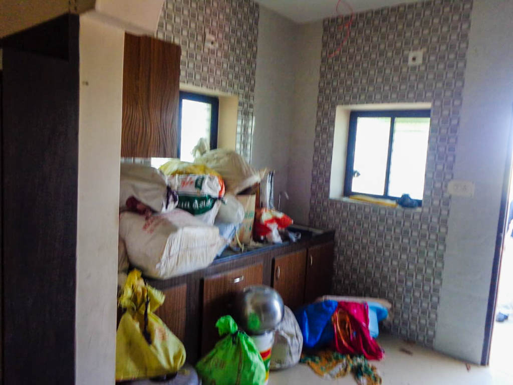 4 BHK Individual House for sale in Sahajanand Park Land, Middle Class Locality. Property is located in Mirzapar Village. Bhuj — photo 18