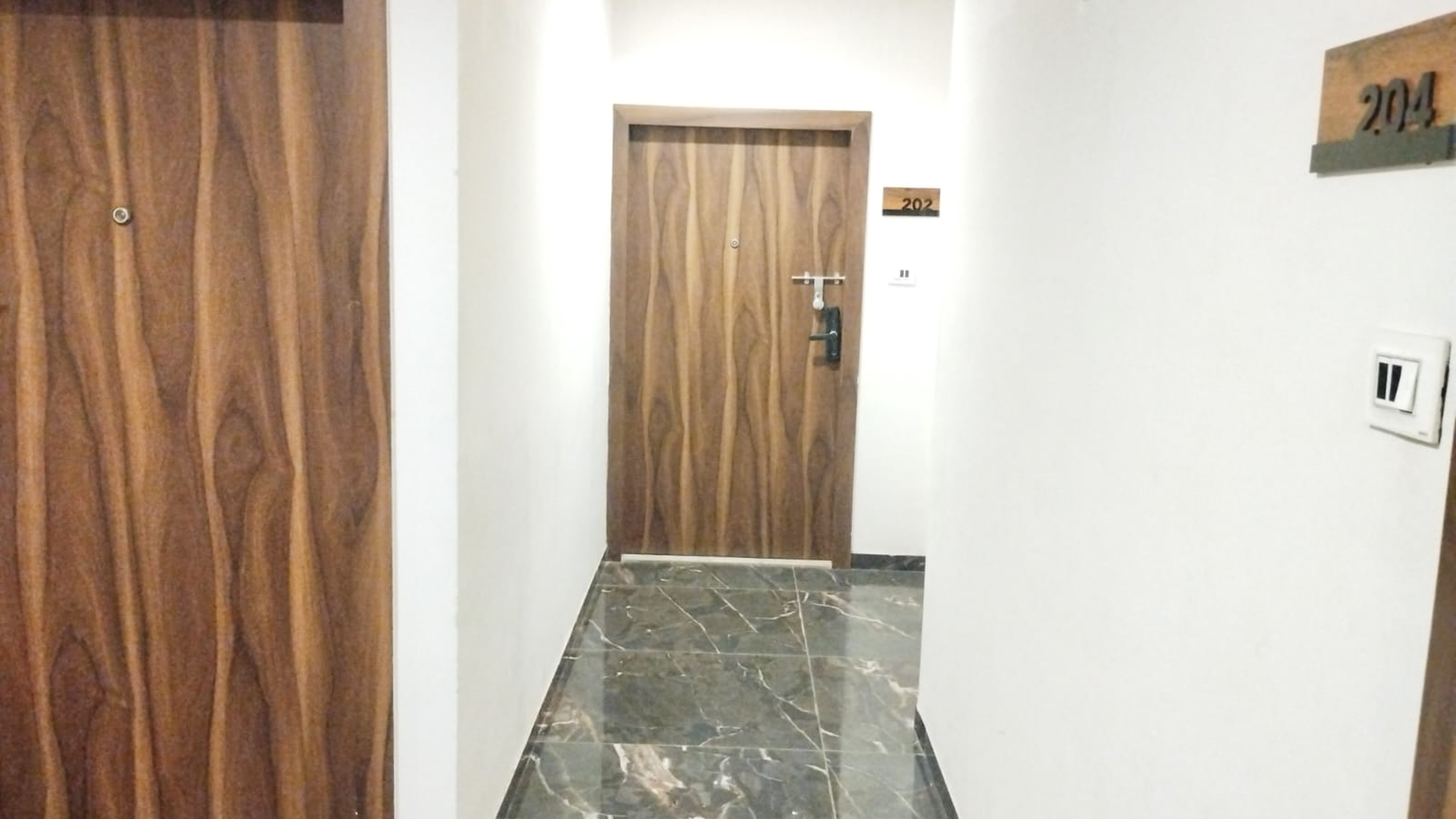 1531.08 square meter Hotel for sale in Scheme known as "SAI SAPPHIRE SQUARE", Chandkheda, Gandhinagar-382424, Gujarat. Gandhinagar. — photo 7