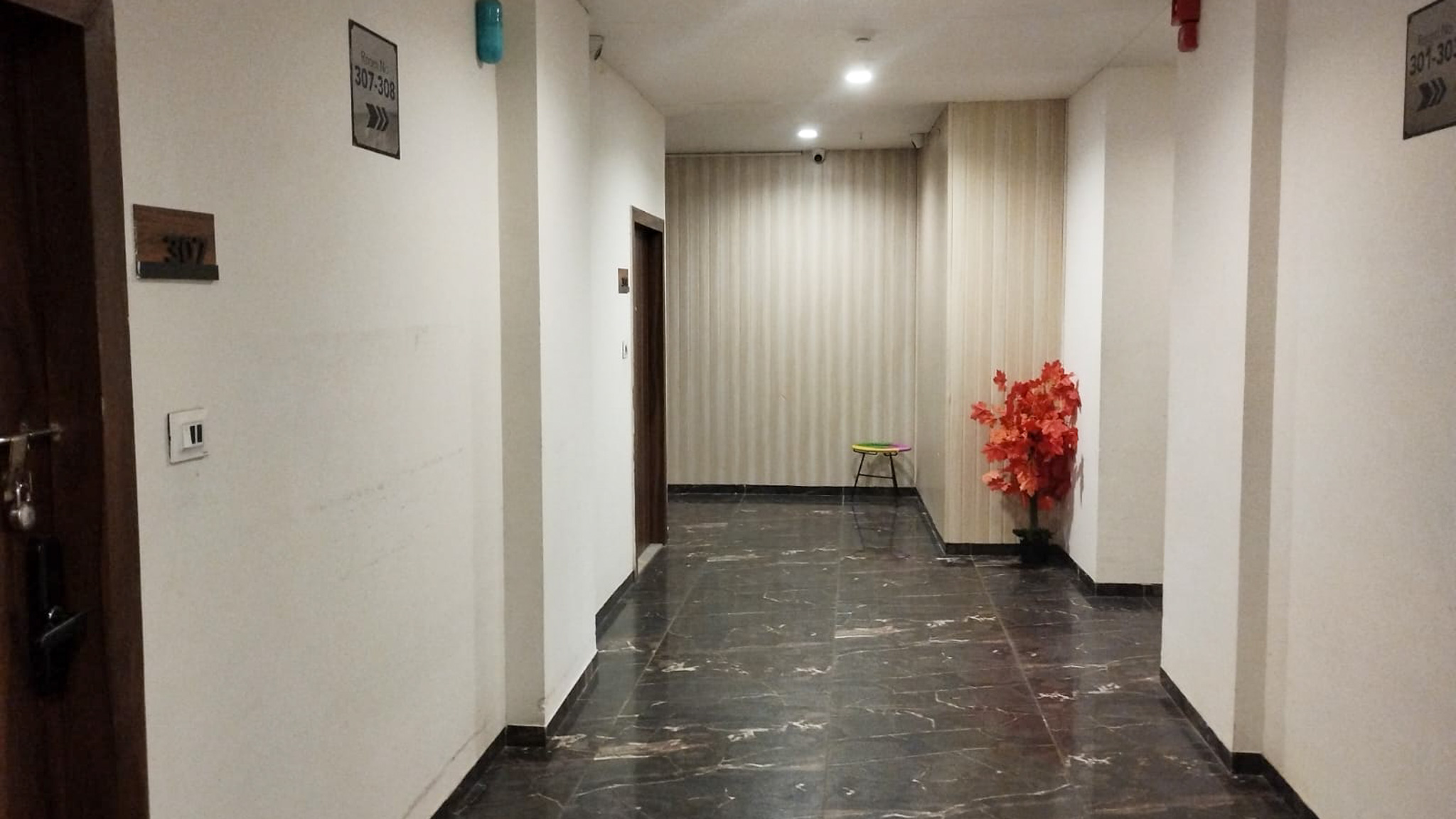 1531.08 square meter Hotel for sale in Scheme known as "SAI SAPPHIRE SQUARE", Chandkheda, Gandhinagar-382424, Gujarat. Gandhinagar. — photo 3