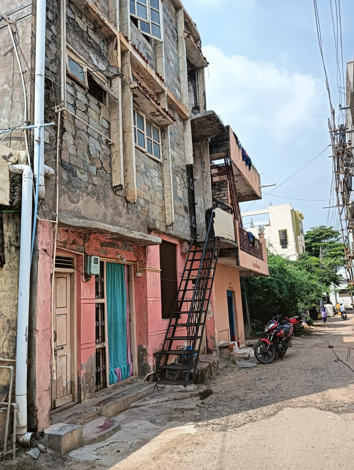 Individual House for sale in Balkundi Industrial Area