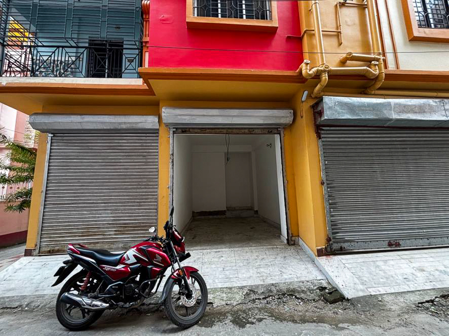 1004 square feet Flat for sale in MAA ABASAN, DUMDUM Kolkata — photo 3
