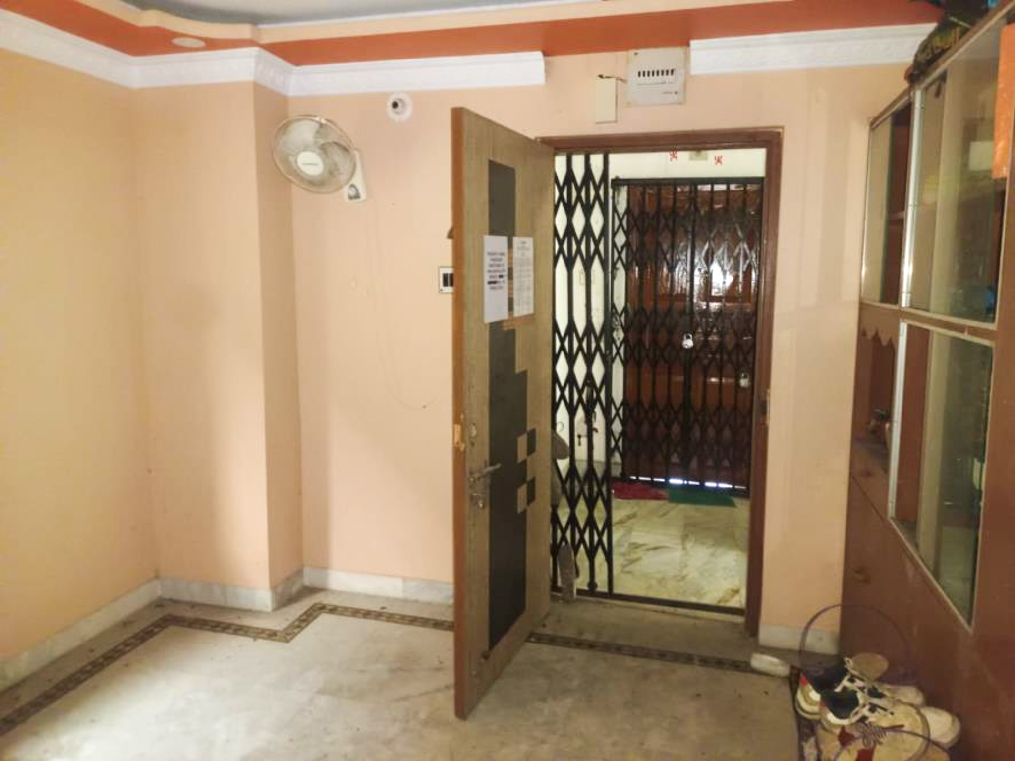 830 square feet Flat for sale in SURYASEN APARTMENT, BAGUIATI Kolkata — photo 5