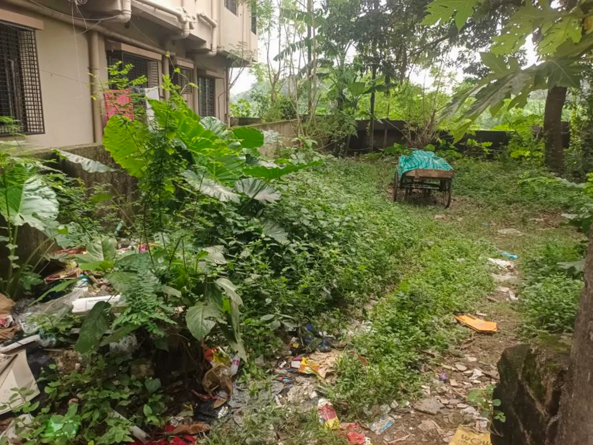830 square feet Flat for sale in SURYASEN APARTMENT, BAGUIATI Kolkata — photo 4
