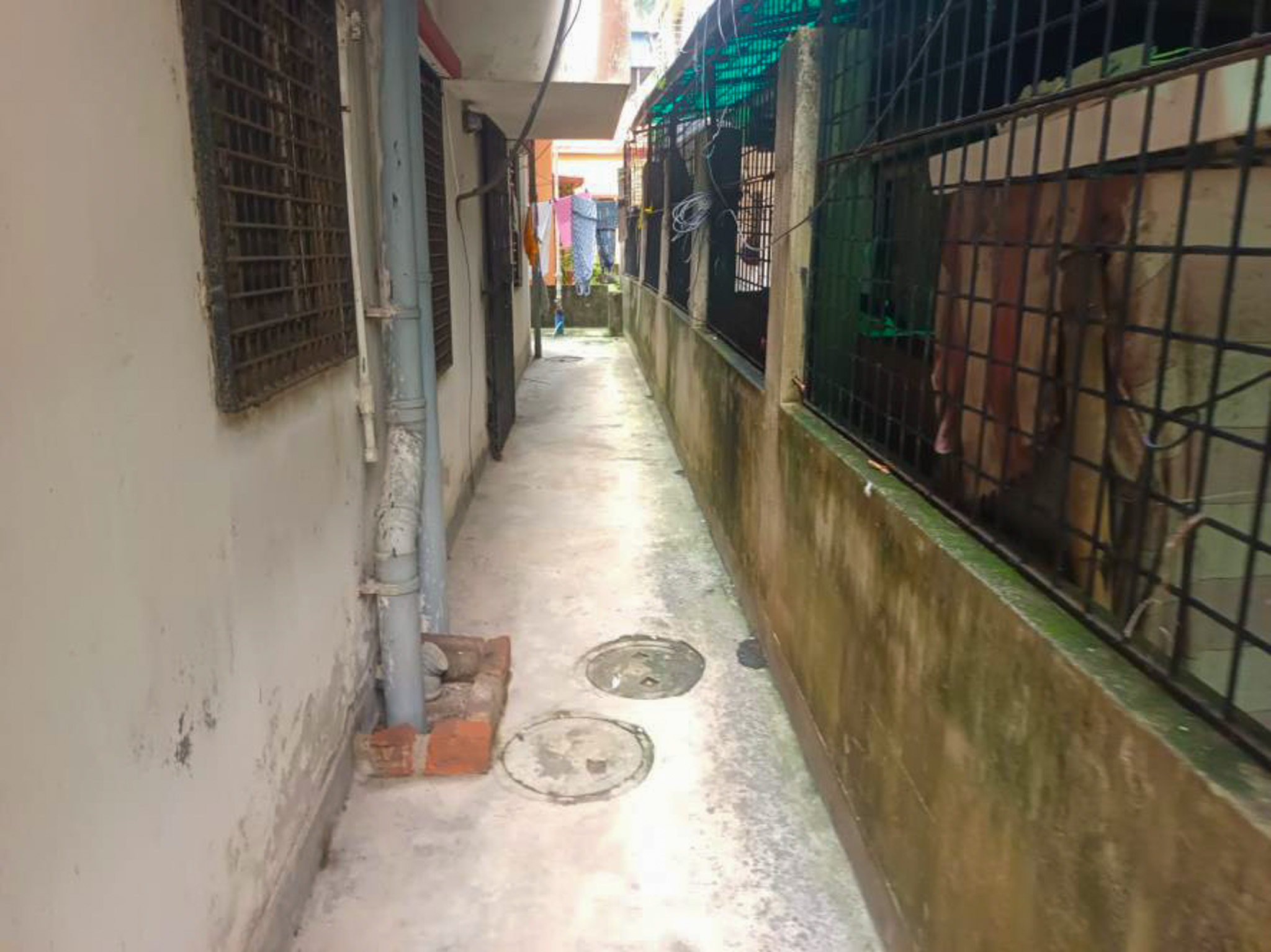 830 square feet Flat for sale in SURYASEN APARTMENT, BAGUIATI Kolkata — photo 6