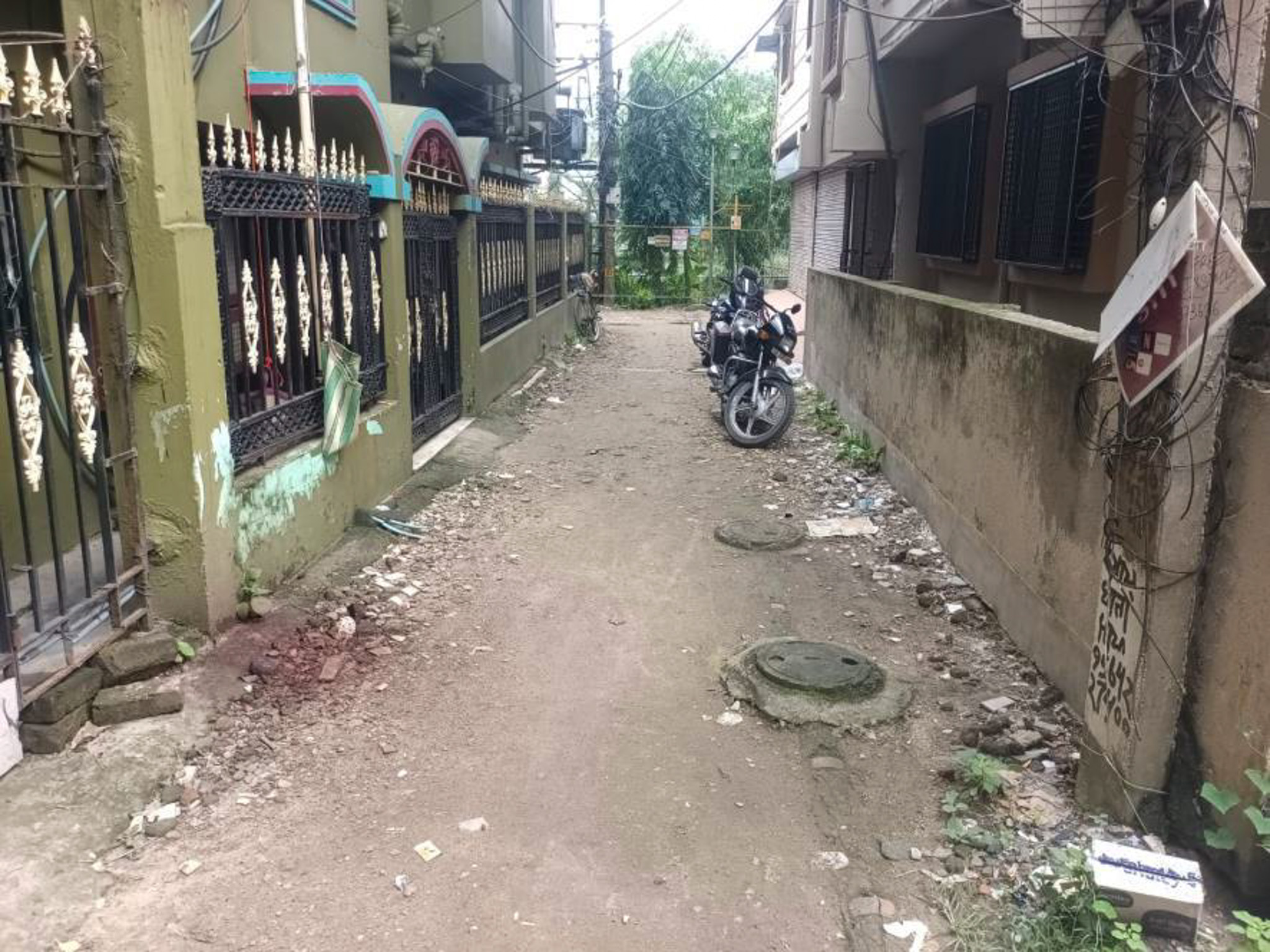 830 square feet Flat for sale in SURYASEN APARTMENT, BAGUIATI Kolkata — photo 7