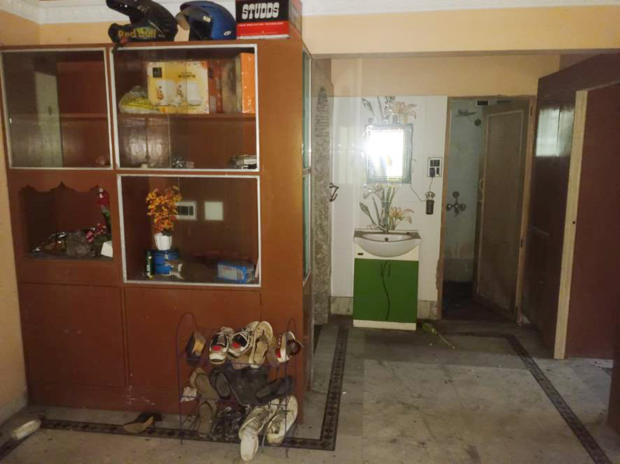 830 square feet Flat for sale in SURYASEN APARTMENT, BAGUIATI Kolkata — photo 10