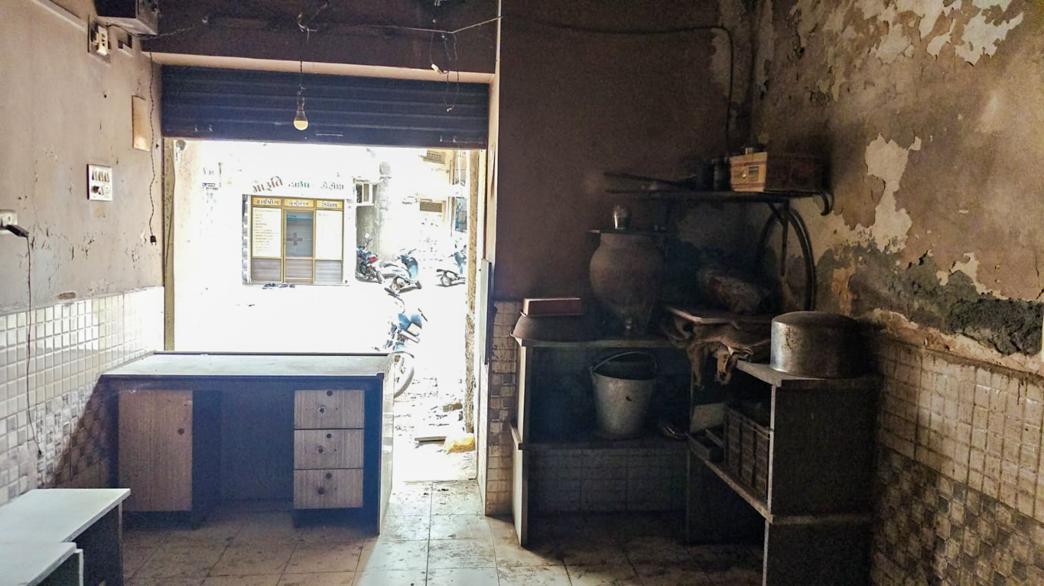 20.48 square meter Shops for sale in JUNAGADH Junagadh