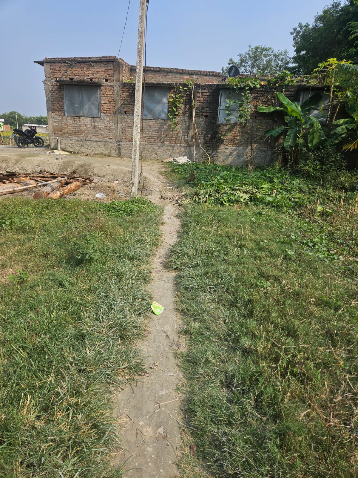 3080 square feet Individual House for sale in Vill-Budhnagara, Ps-Bochaha, Anchal-Bochacha, Sub-Registry-Muzaffarpur, Dist-Muzaffarpur. Muzaffarpur