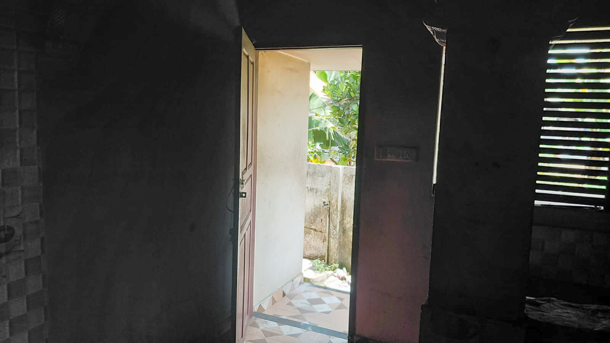 2 BHK Individual House for sale in SREENATH AND ASWATHY, Near Anthiyoorkonam Junction Malayinkeezhu — photo 4