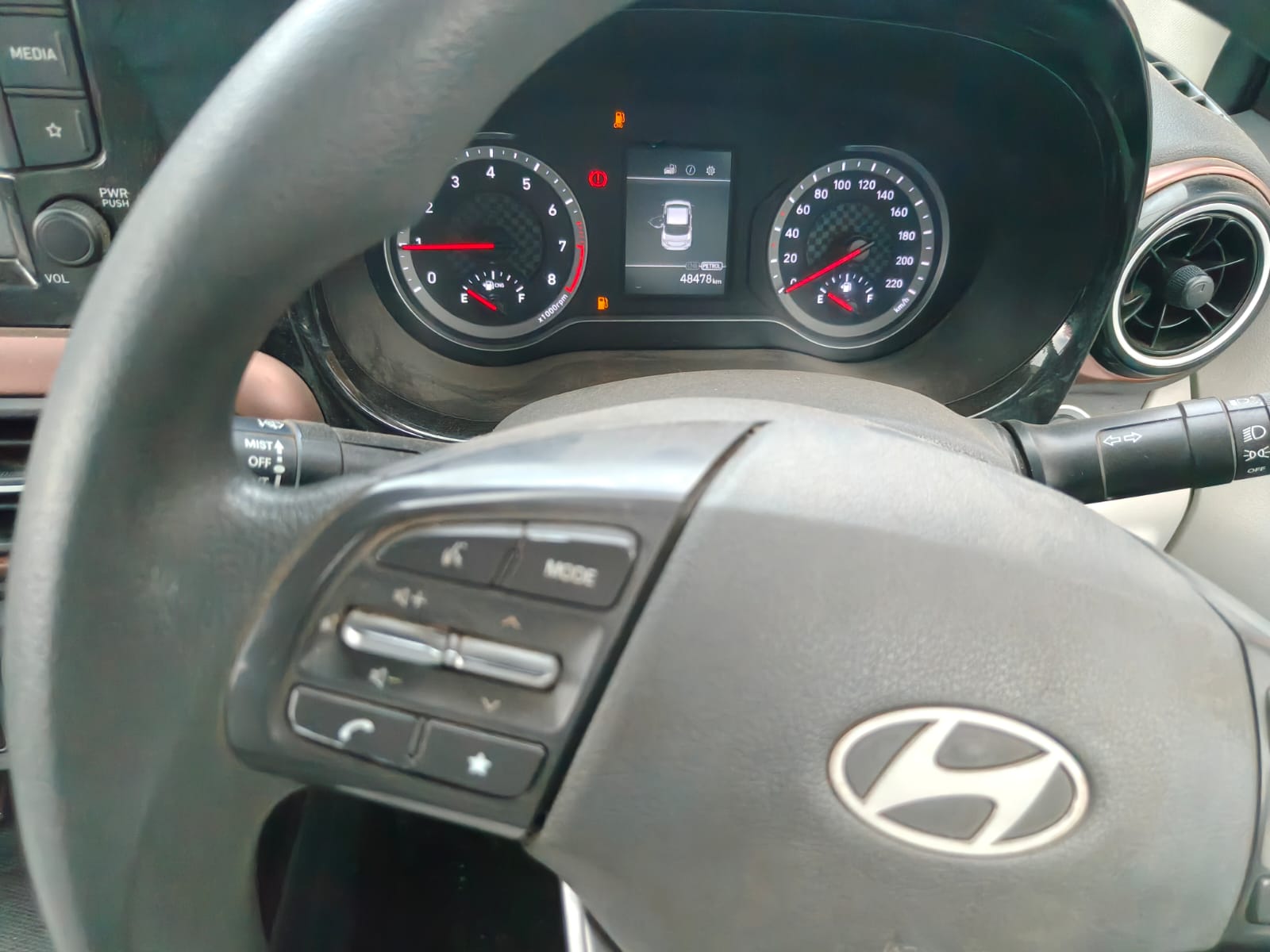 2025 Hyundai Aura E 1.2 Petrol MT Sedan 1 year for sale in BENGAL PARKING Koyra — photo 5