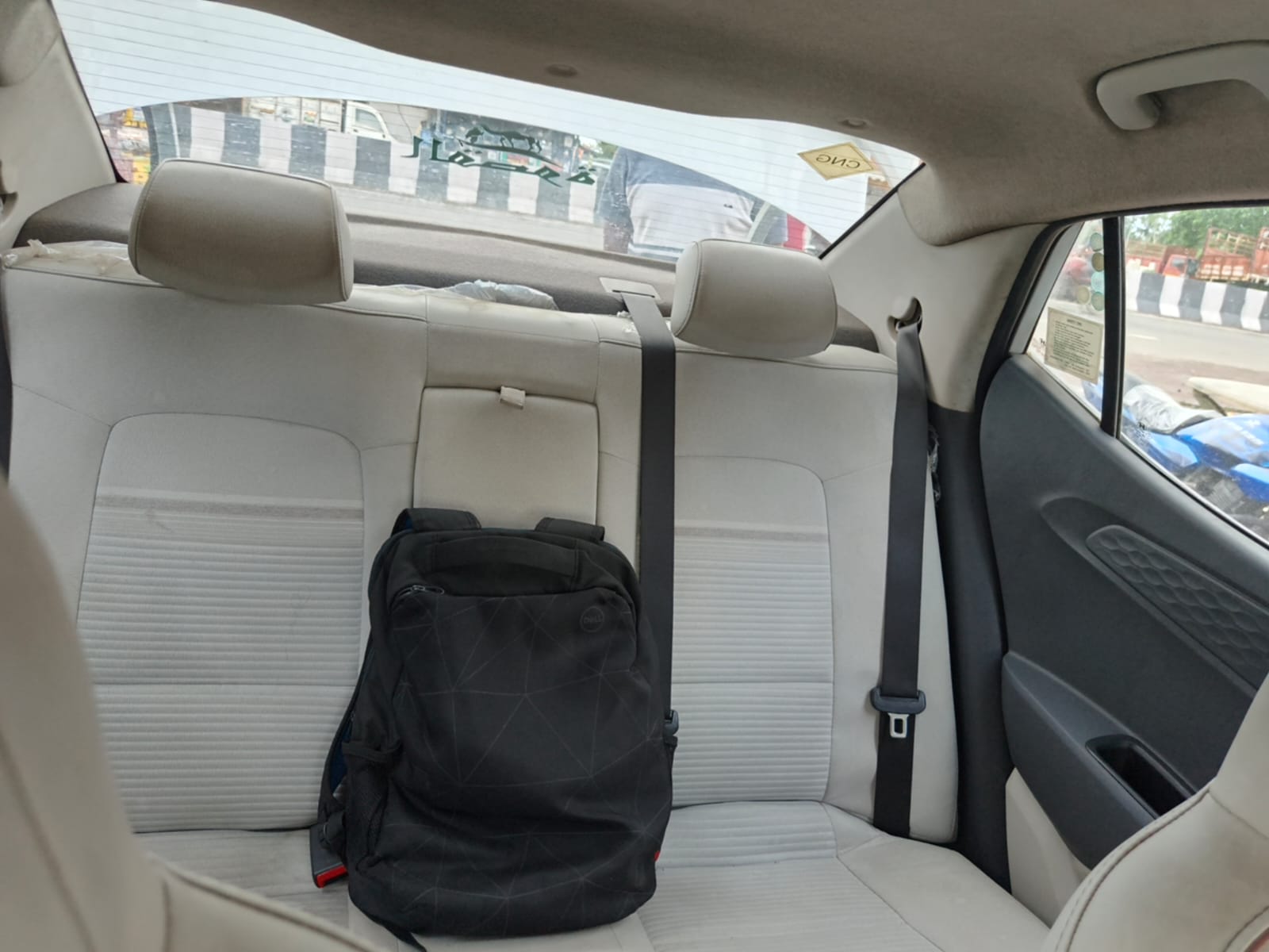 2025 Hyundai Aura E 1.2 Petrol MT Sedan 1 year for sale in BENGAL PARKING Koyra — photo 9