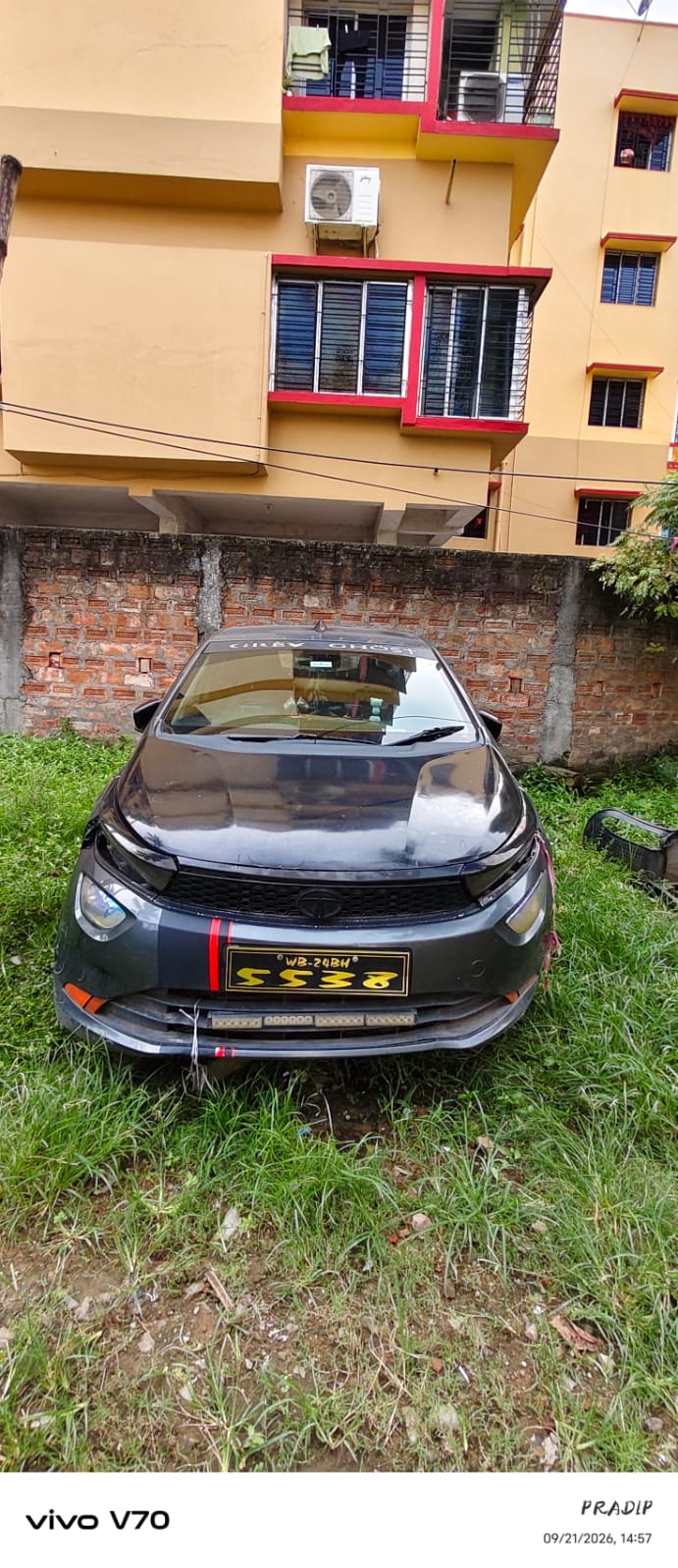 2023 Tata Altroz XT Hatchback 56649 km 3 years for sale in Garfa Sitala Mandir Kolkata — photo 2
