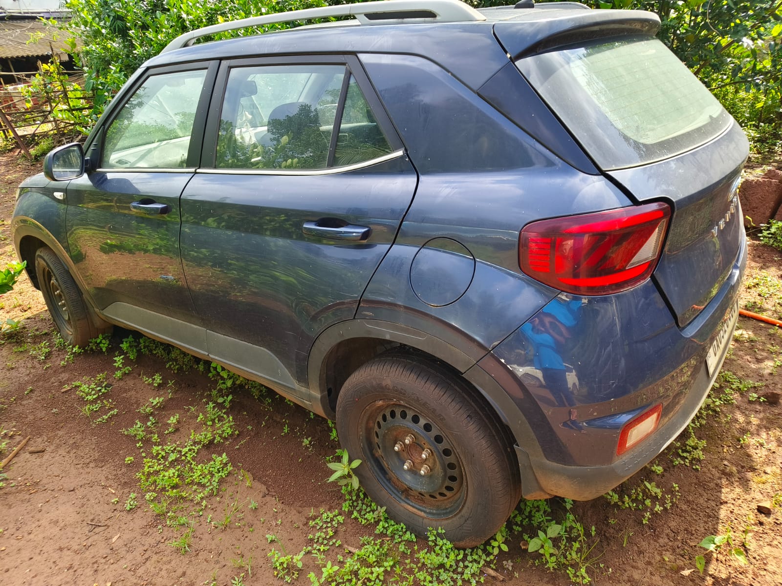 2019 Hyundai Venue SX(O) Diesel MT Compact SUV 184000 km 7 years for sale in ELITE PARKING Kudal — photo 3