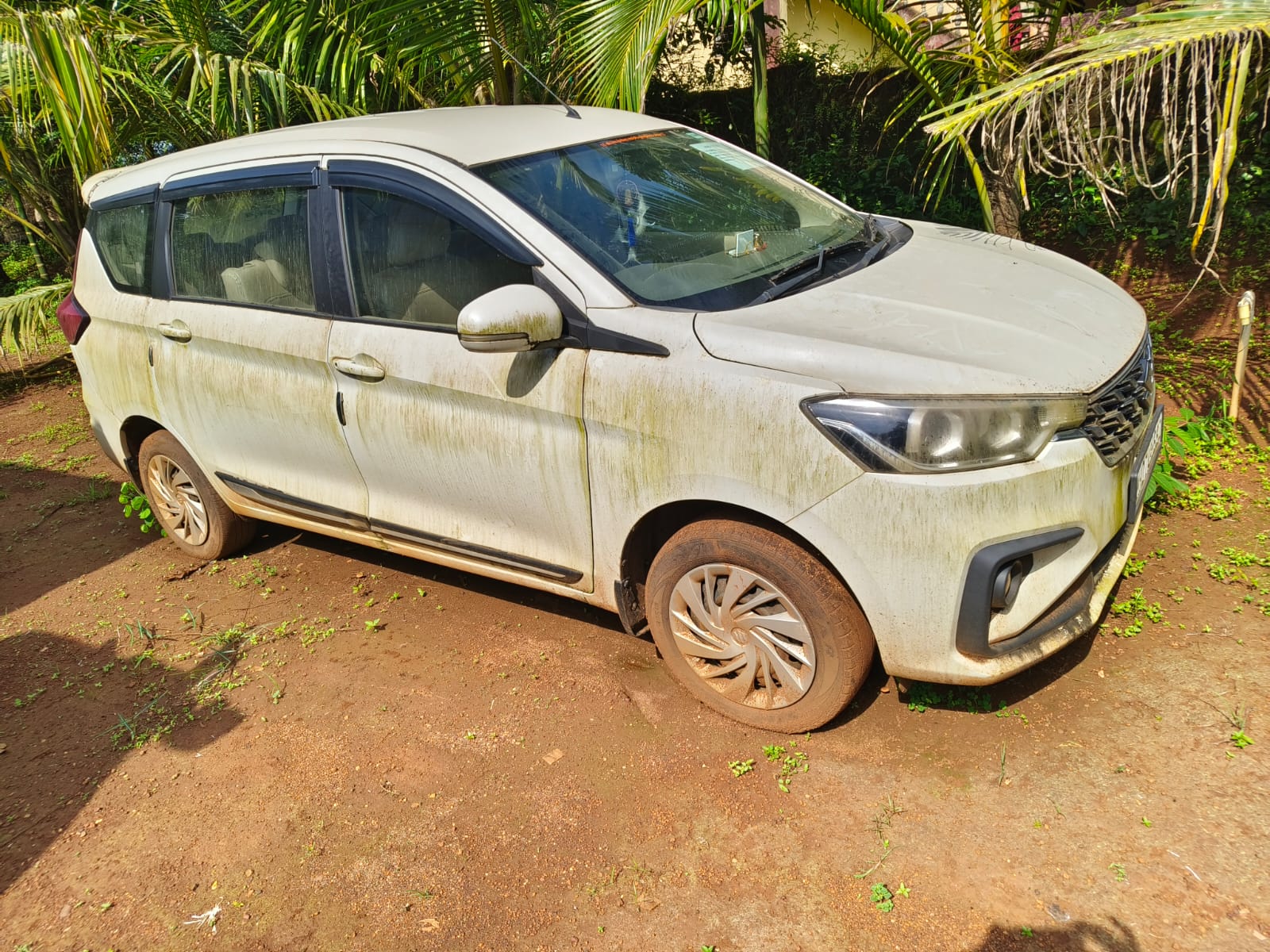 2023 Maruti Suzuki Ertiga LXi MPV 90000 km 3 years for sale in ELITE PARKING Kudal — photo 2