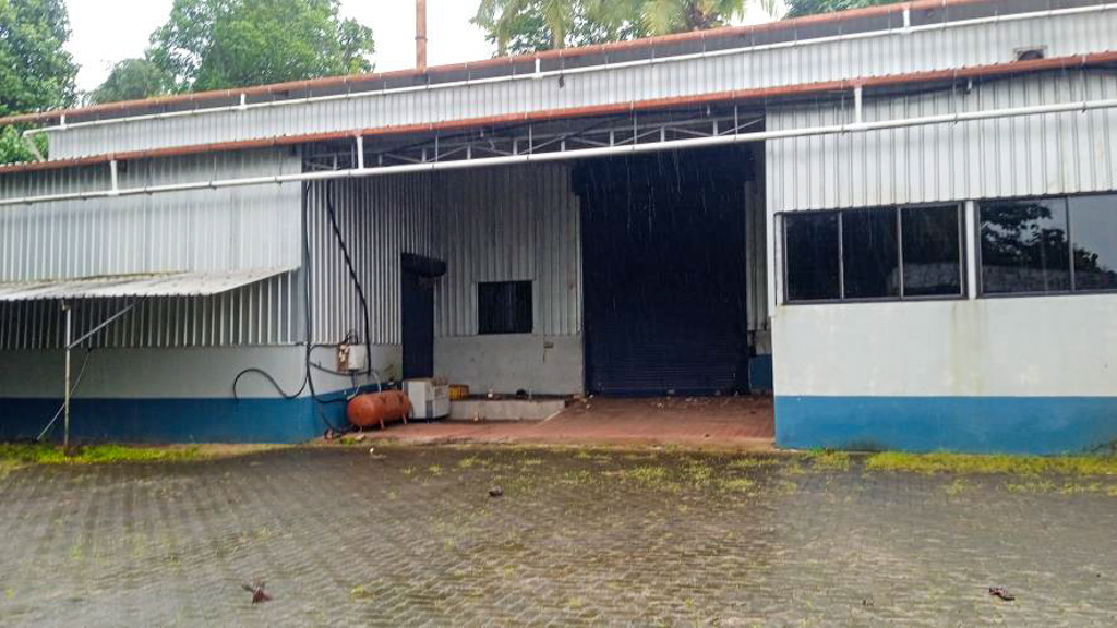 Industrial Plot with Factory Building for sale in Mudbidri — photo 1