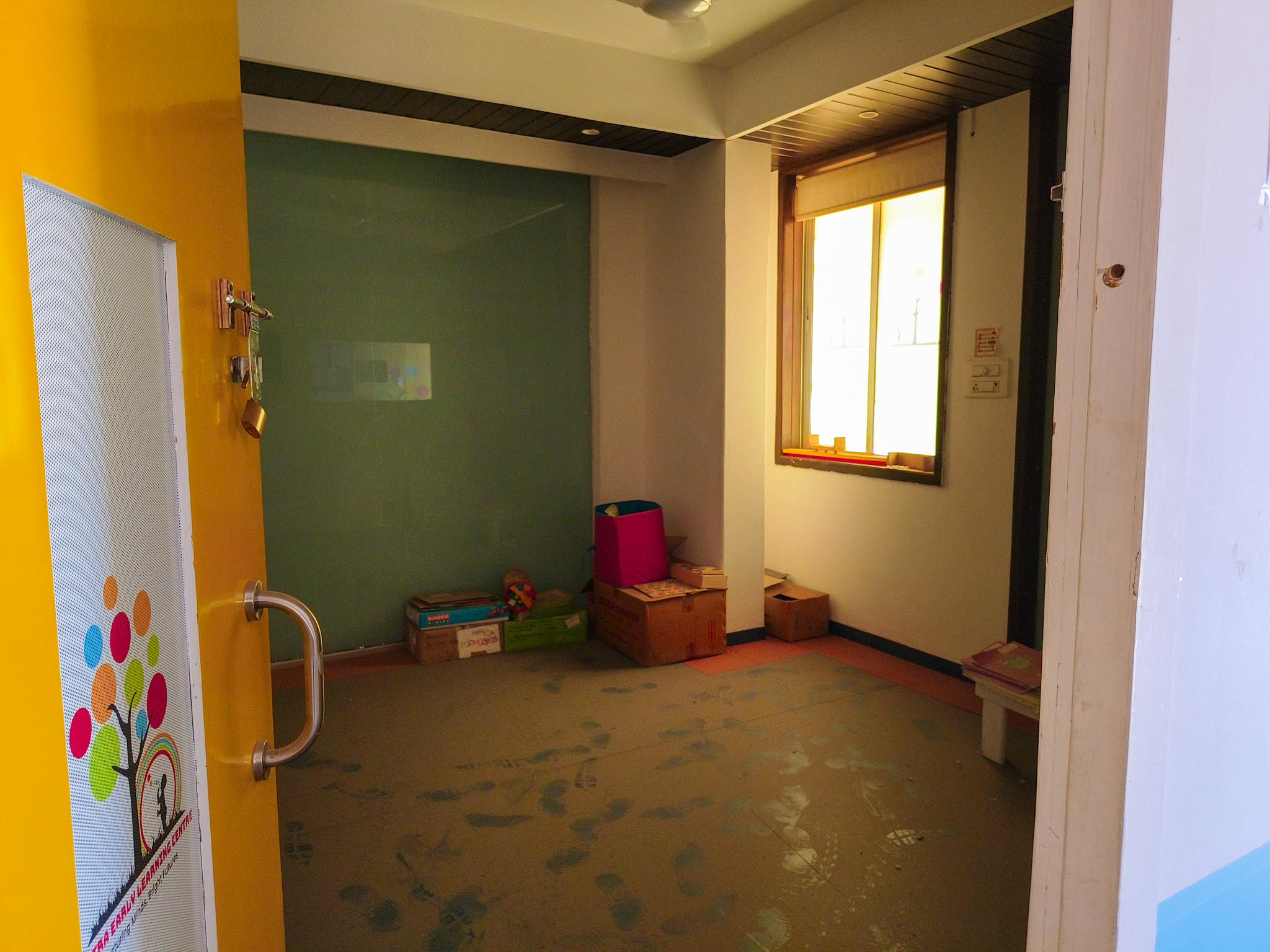 1123 square feet Shops for sale in MONARCH BUILDING, YASHWANT VIVA TOWNSHIP Vasai Virar — photo 3