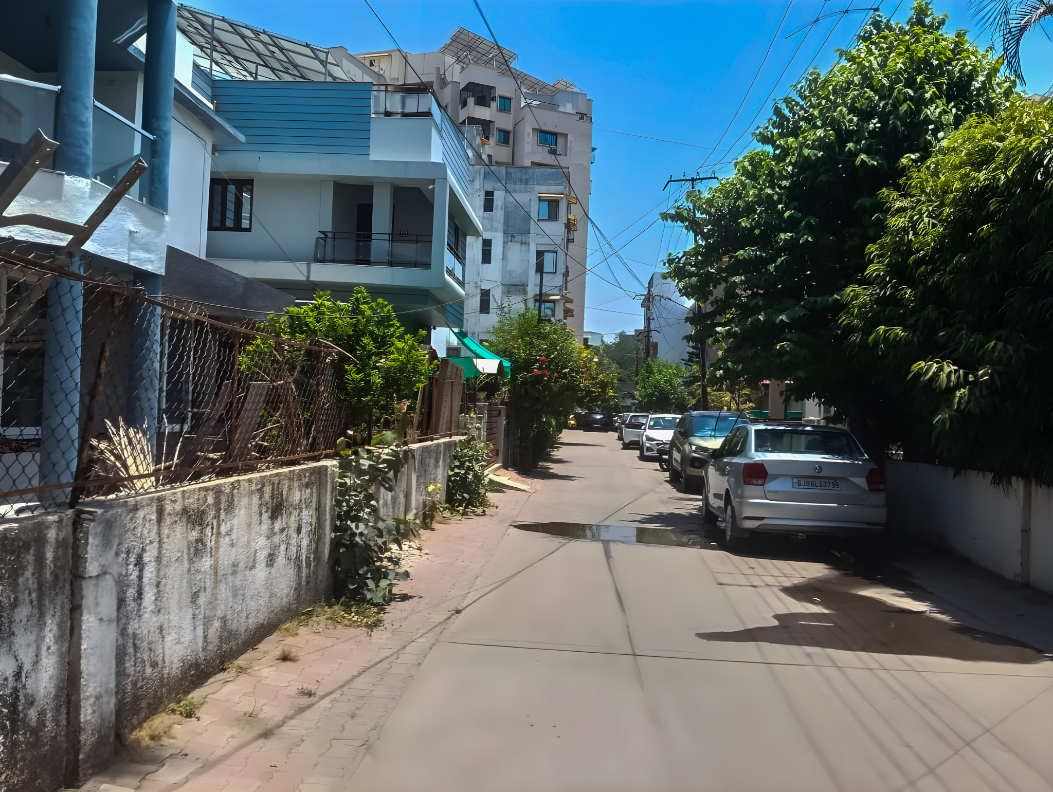 1675 square feet Flat for sale in Vadodara — photo 2