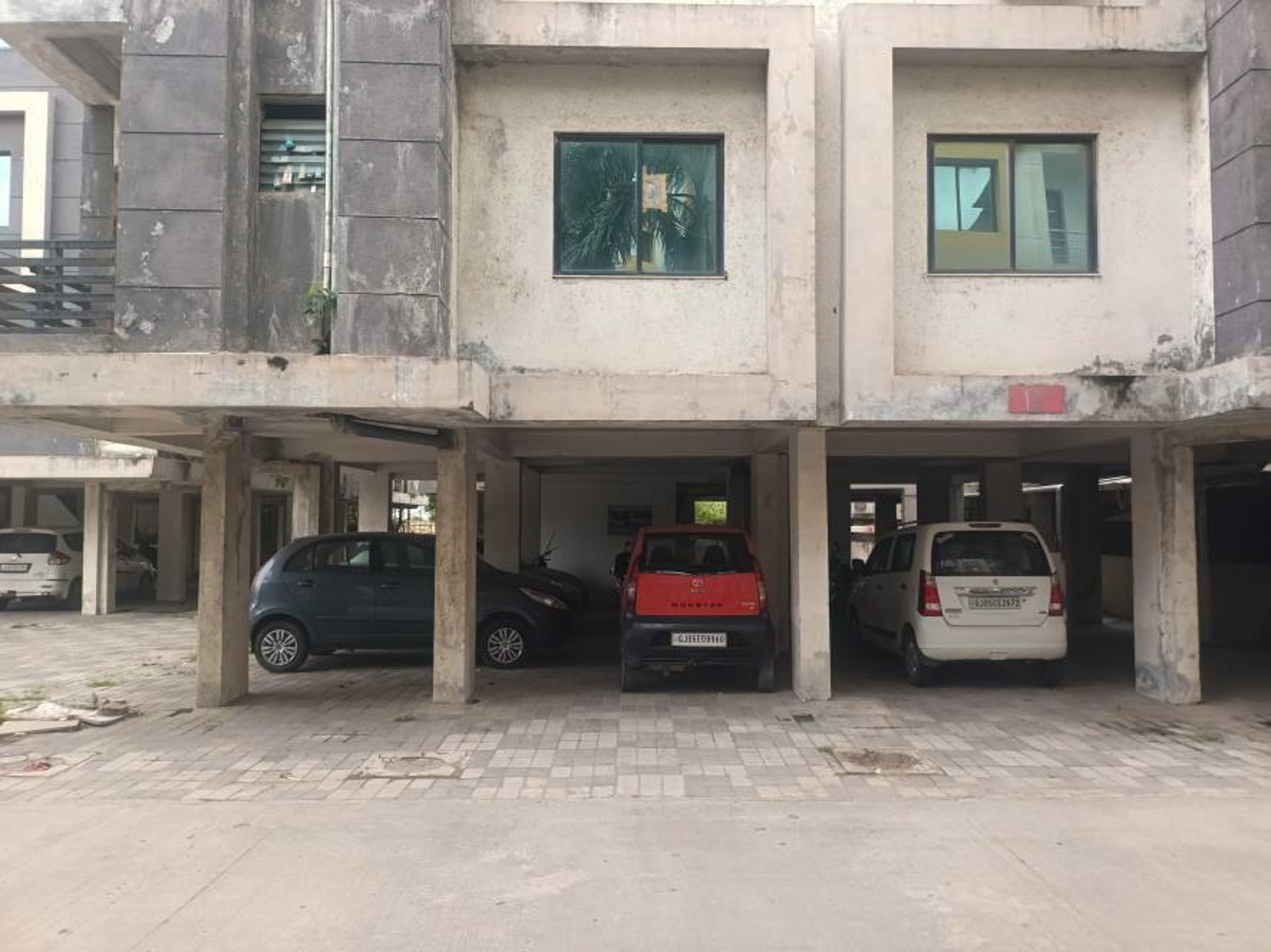 Flat for sale in Vadodara — photo 11