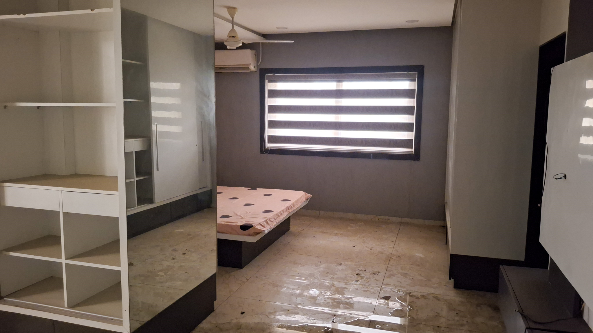 1460 square feet Flat for sale in Vadodara — photo 2