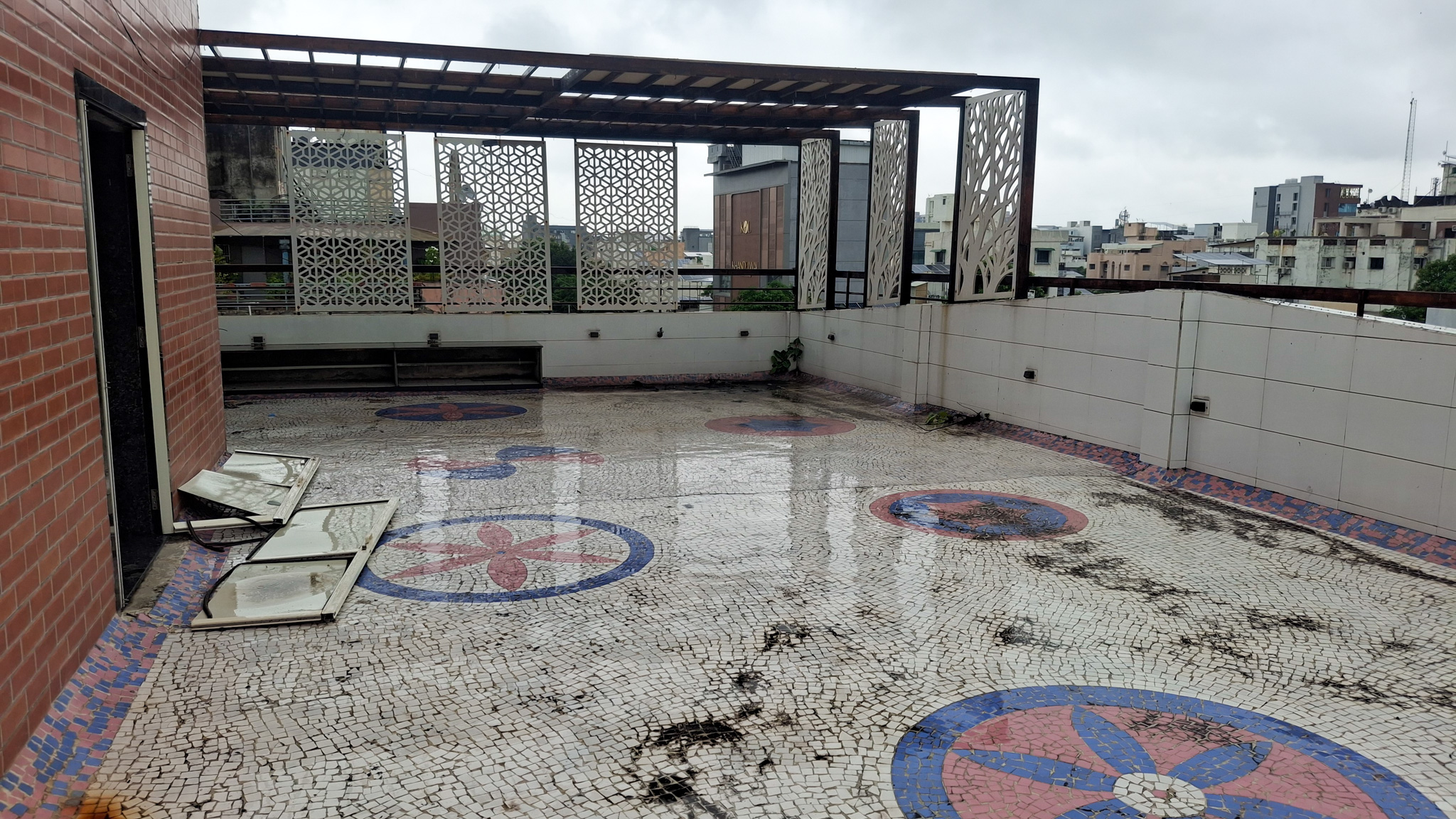 1460 square feet Flat for sale in Vadodara — photo 6