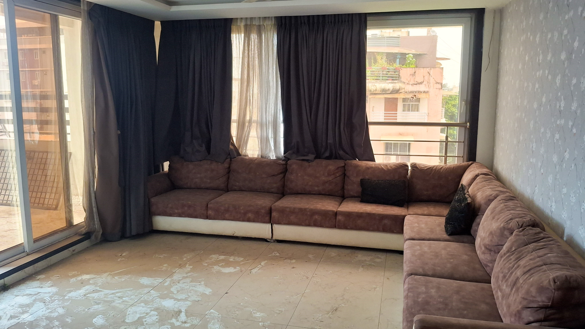 1460 square feet Flat for sale in Vadodara — photo 18