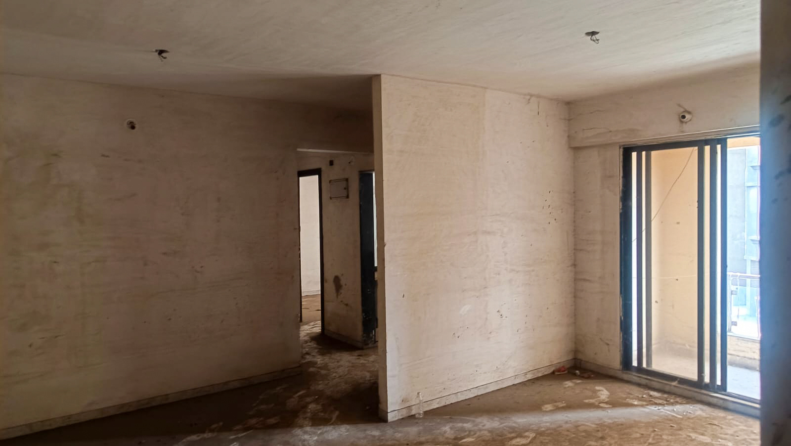 Flat for sale in Ulhasnagar — photo 3