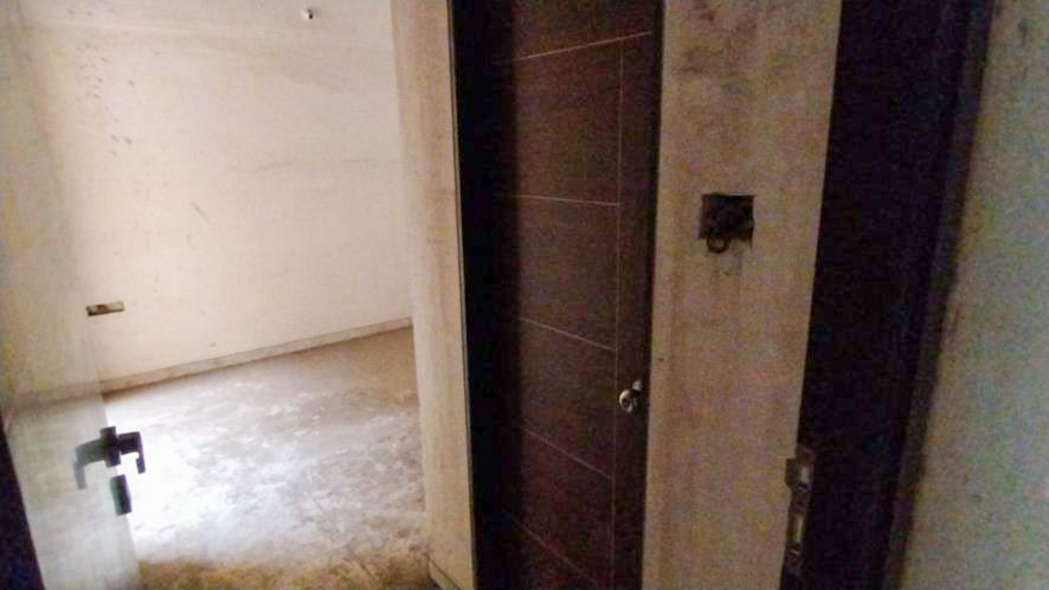 892 square feet Flat for sale in THANE Ulhasnagar — photo 4