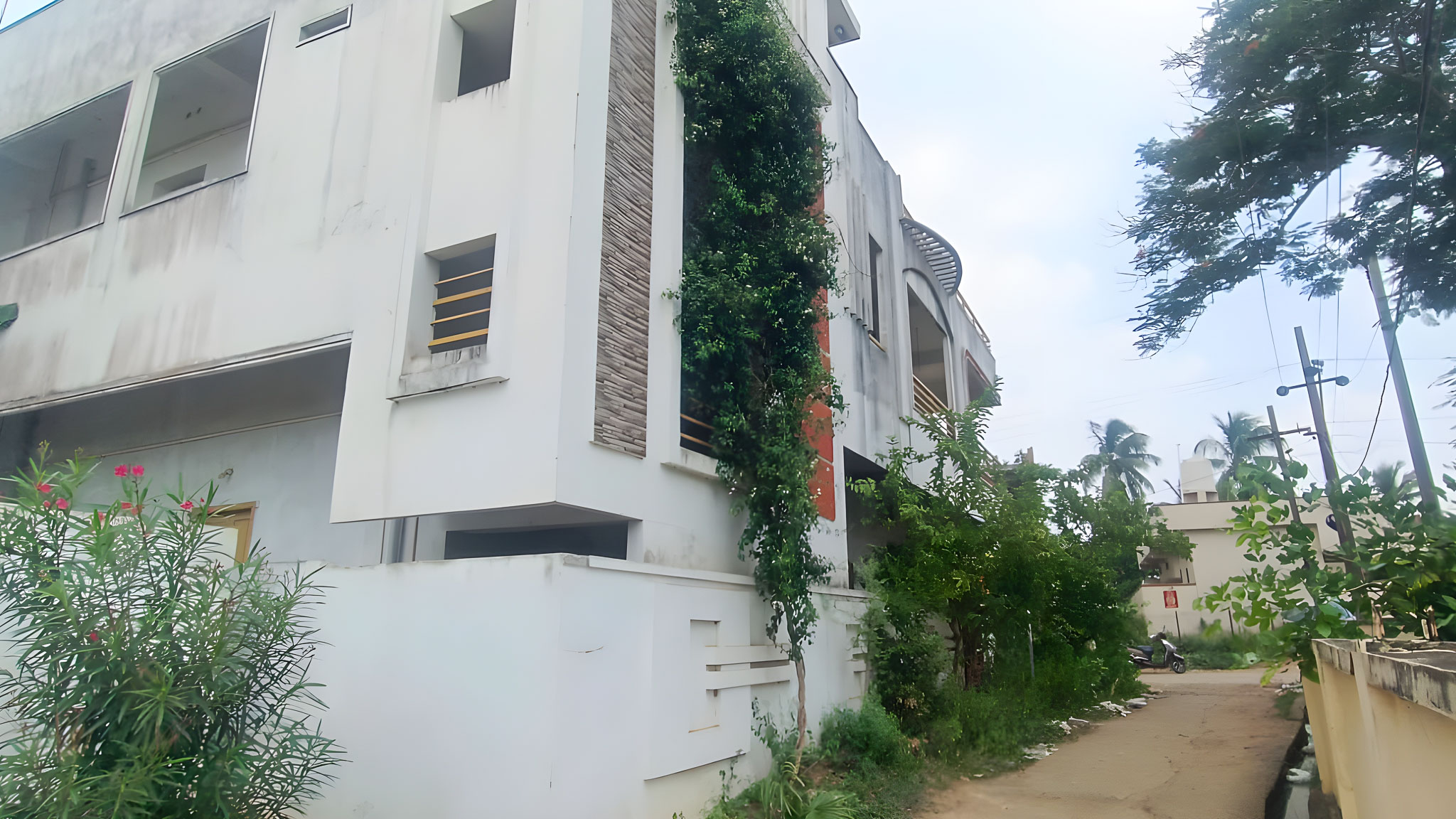 330 square yard Individual House for sale in Yernagudem — photo 12