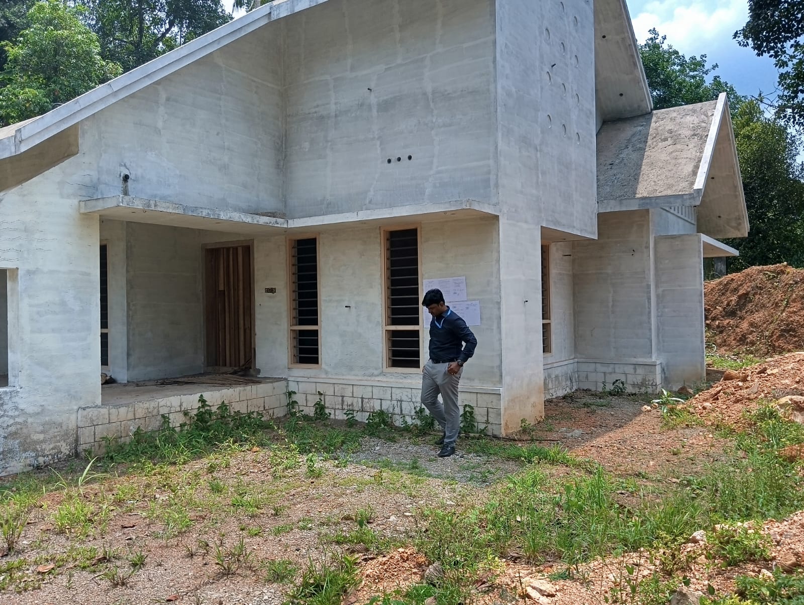 160 square meter Individual House for sale in KANGAZHA CHAGANACHERRY KODUNGOOR — photo 1