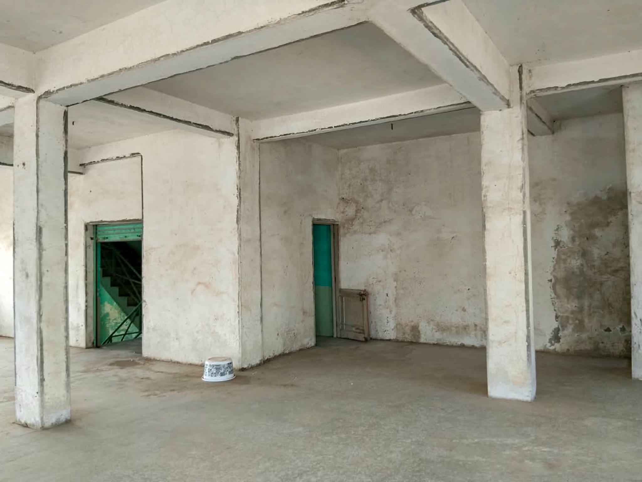 158.11 square feet Office for sale in Weghni Wadi Akola Akola — photo 1