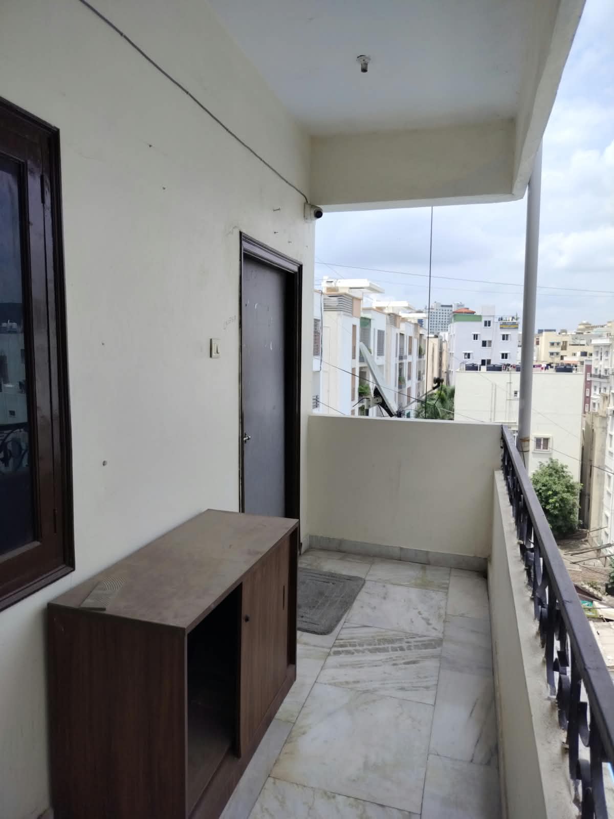 1400 square feet Flat for sale in Hyderabad — photo 3