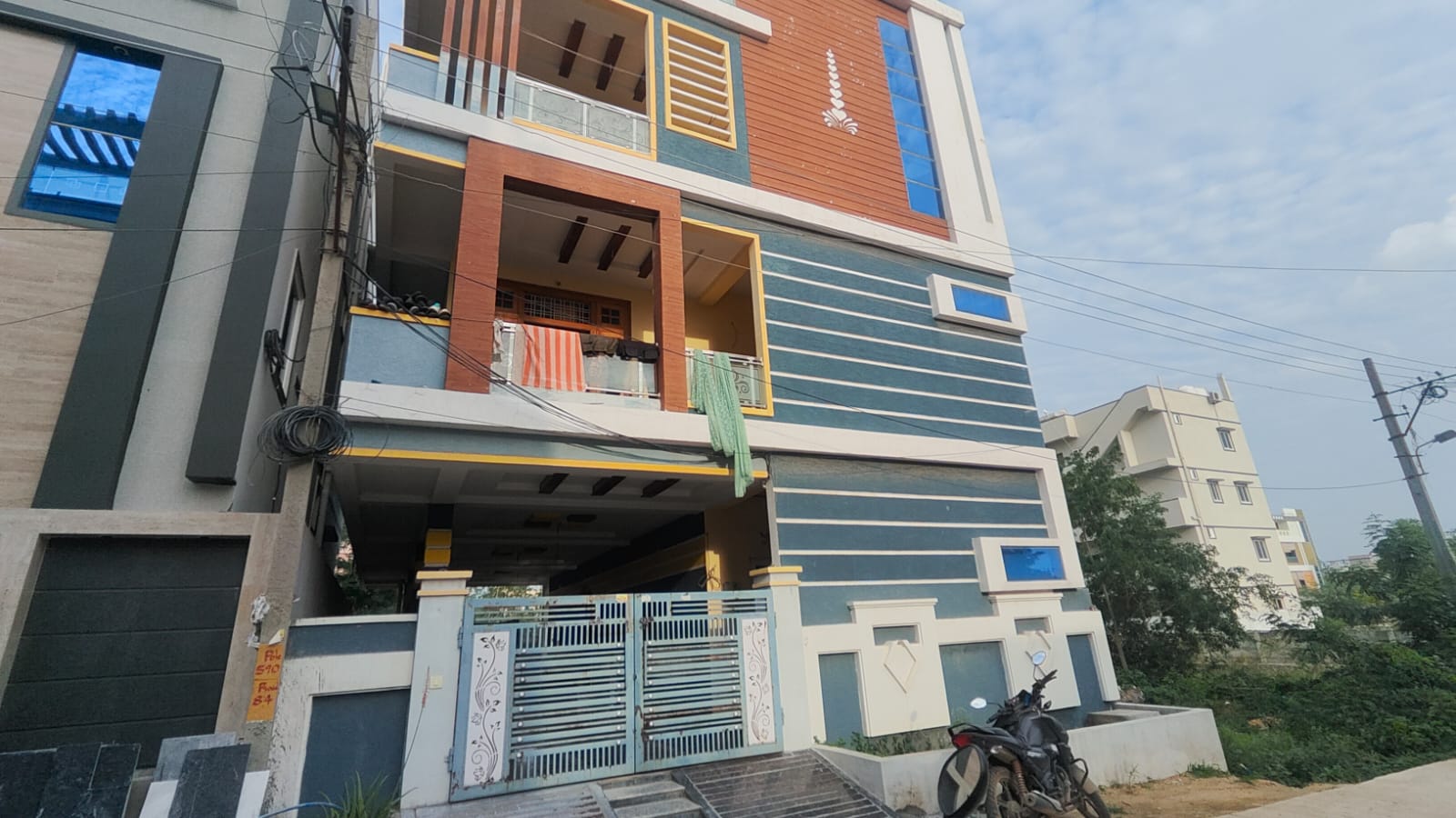 1949 square feet Individual House for sale in Hyderabad — photo 3