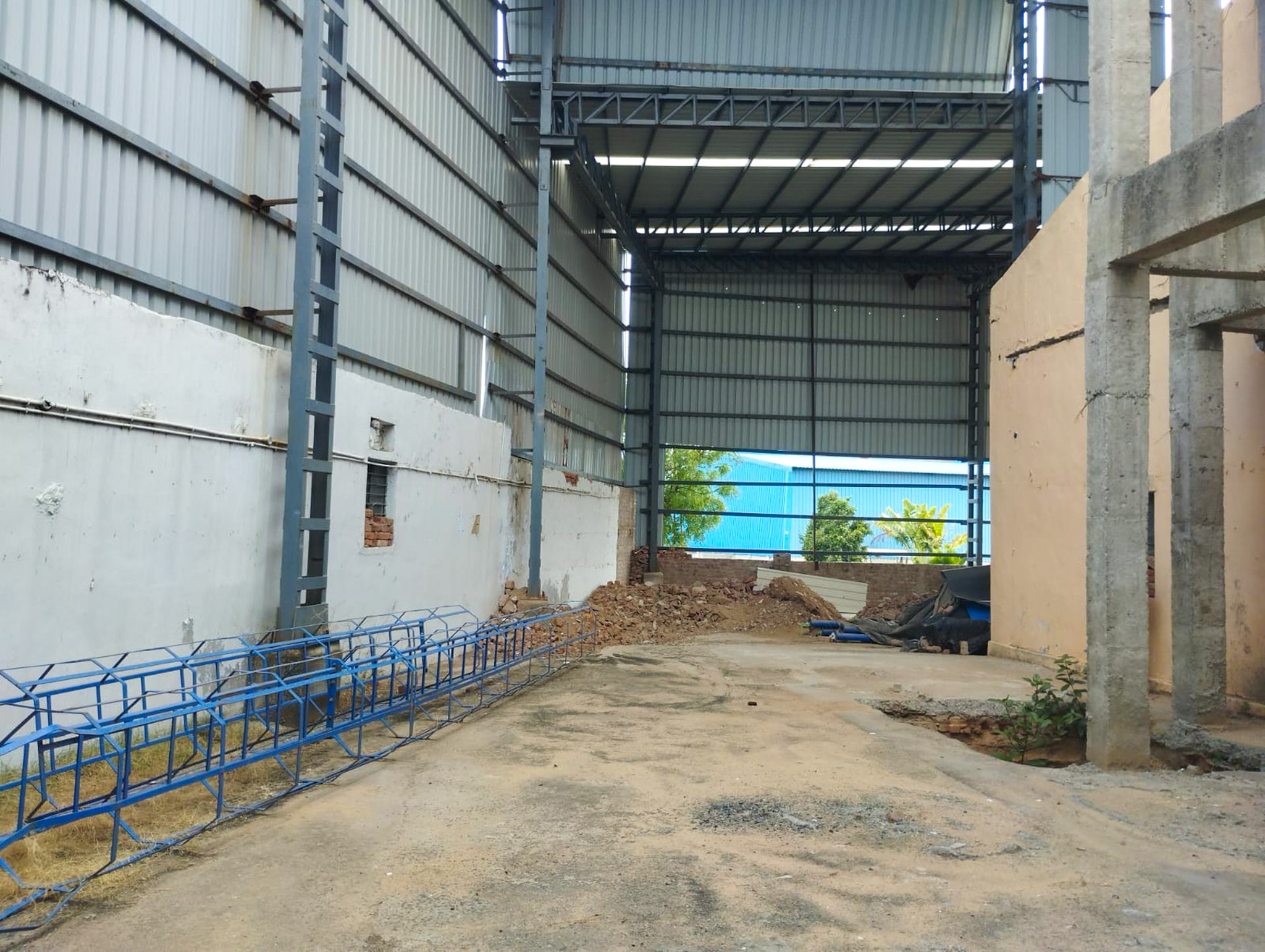 Industrial Plot with Factory Building for sale in VILLAGE BUDASAN, KADI, MEHSANA Kadi — photo 8
