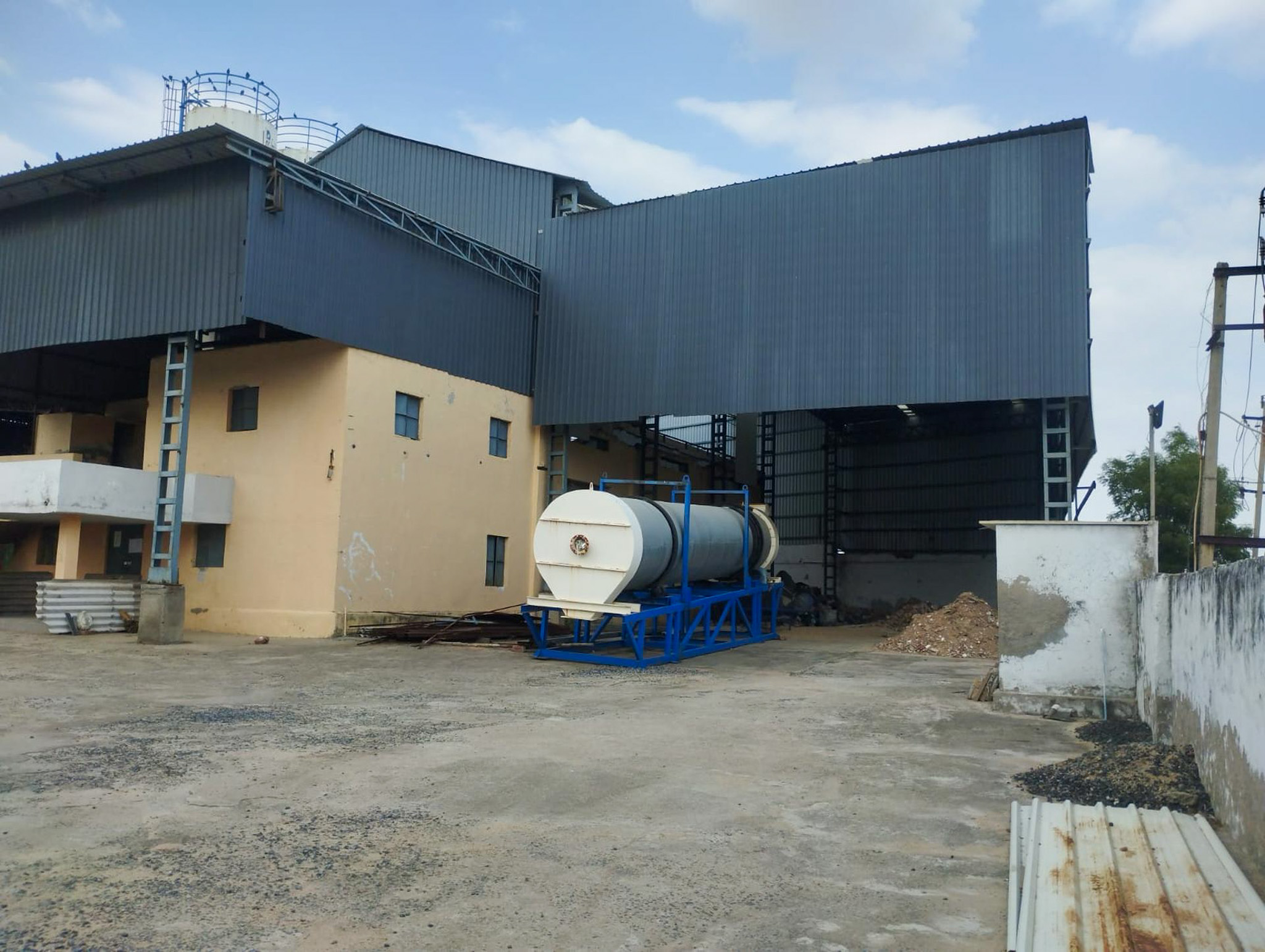 Industrial Plot with Factory Building for sale in VILLAGE BUDASAN, KADI, MEHSANA Kadi — photo 2